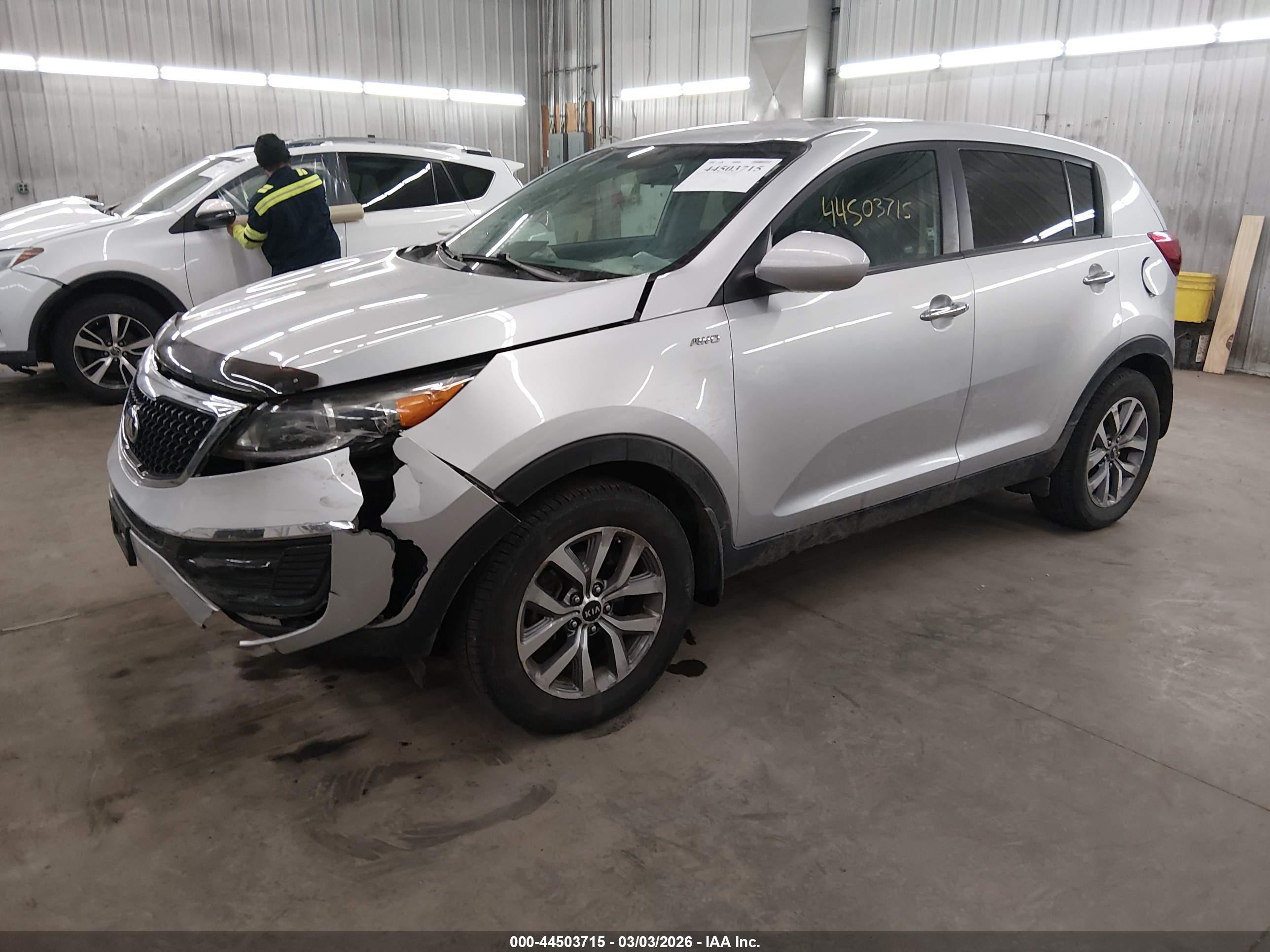 KIA SPORTAGE image 2