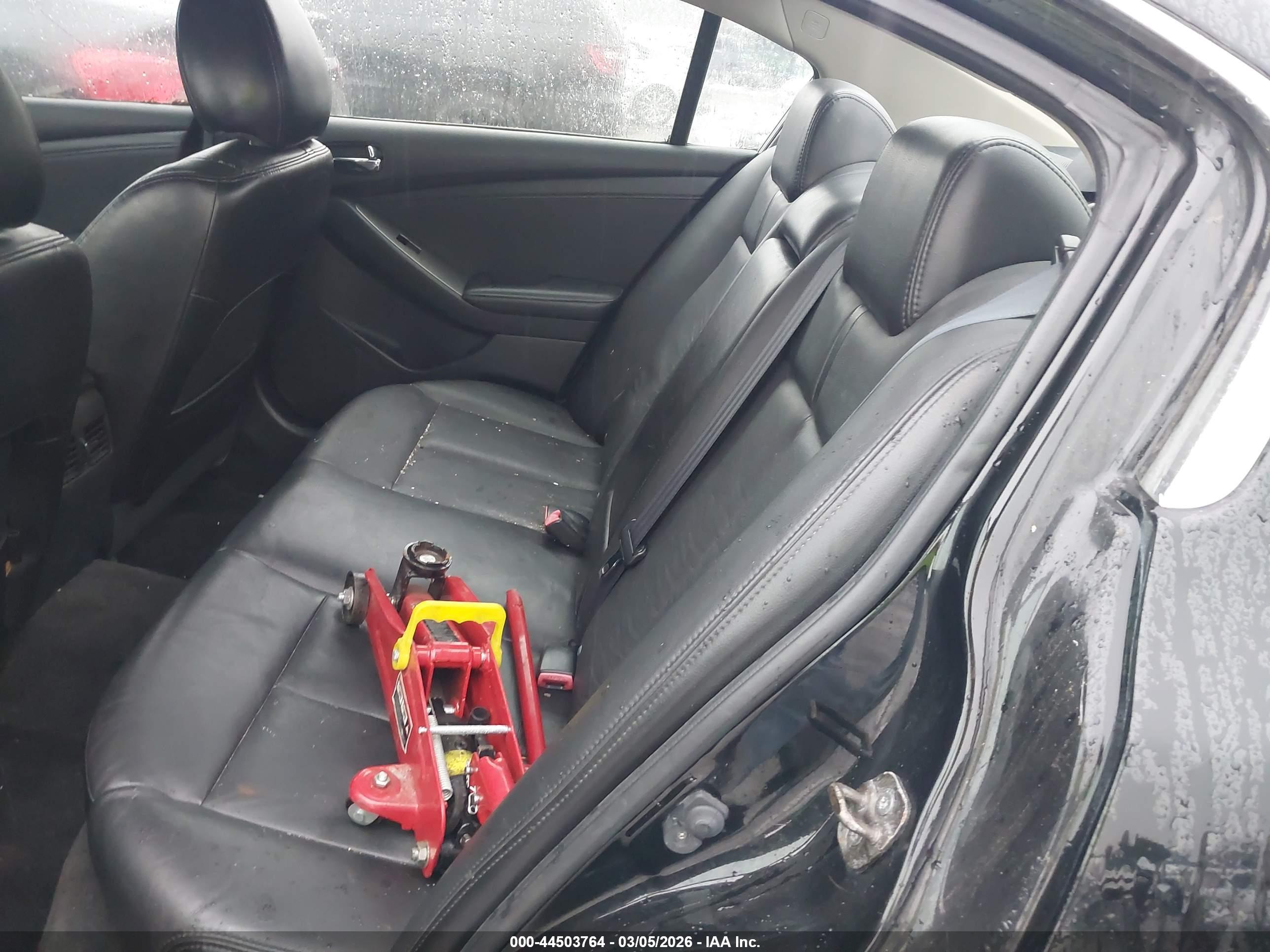NISSAN ALTIMA image 8