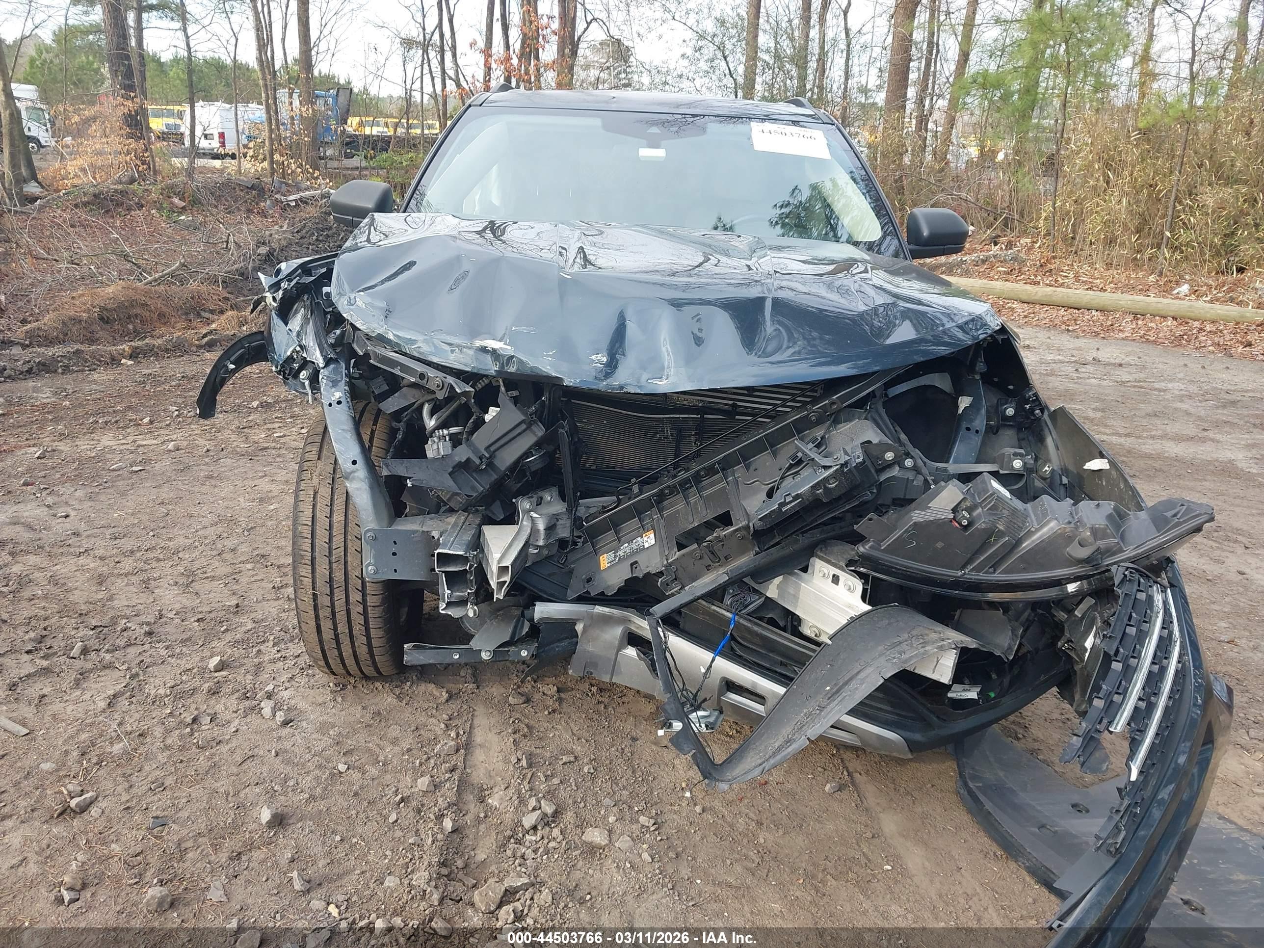 FORD EXPLORER image 6