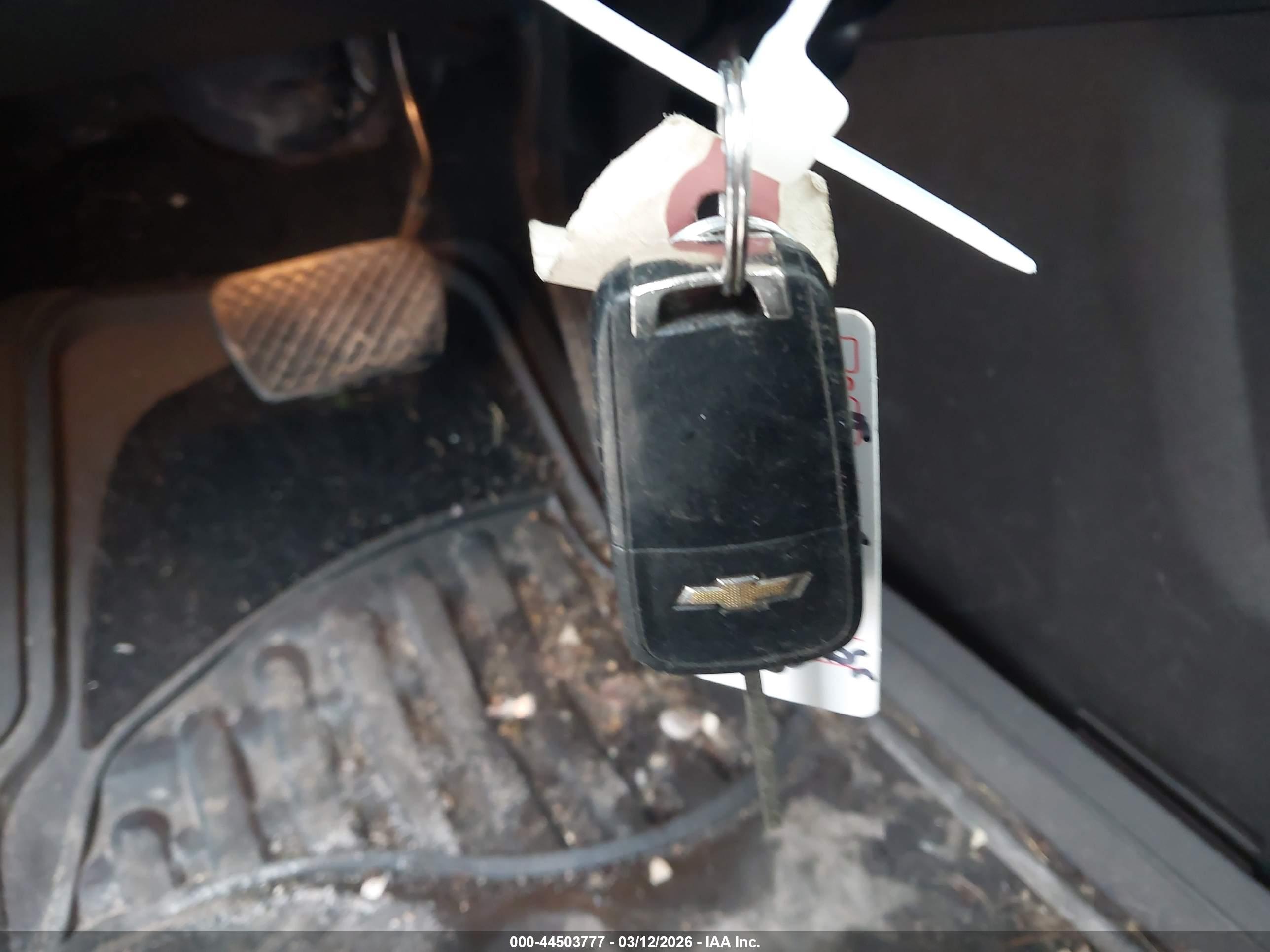 CHEVROLET EQUINOX image 11