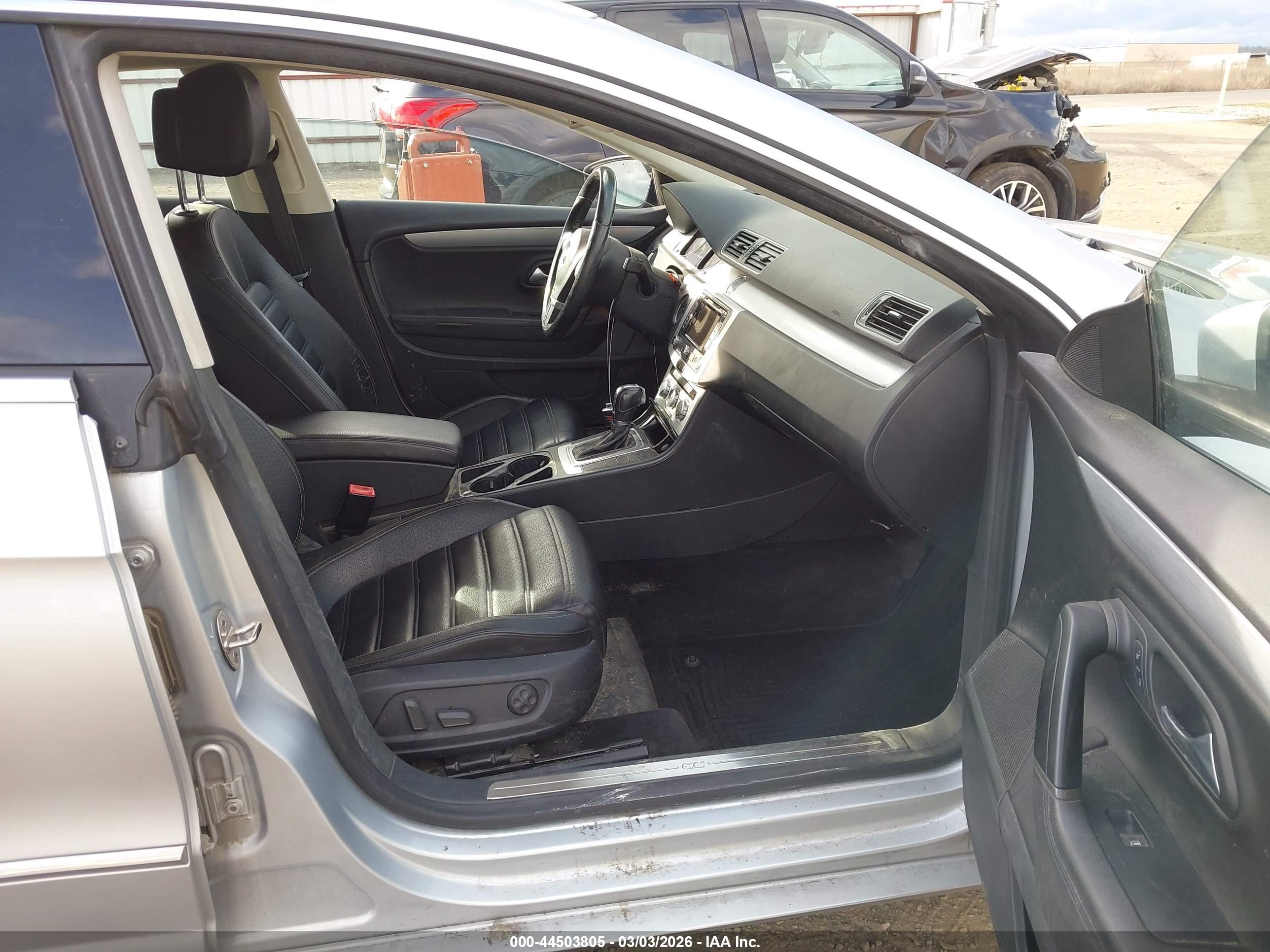 VOLKSWAGEN CC image 5