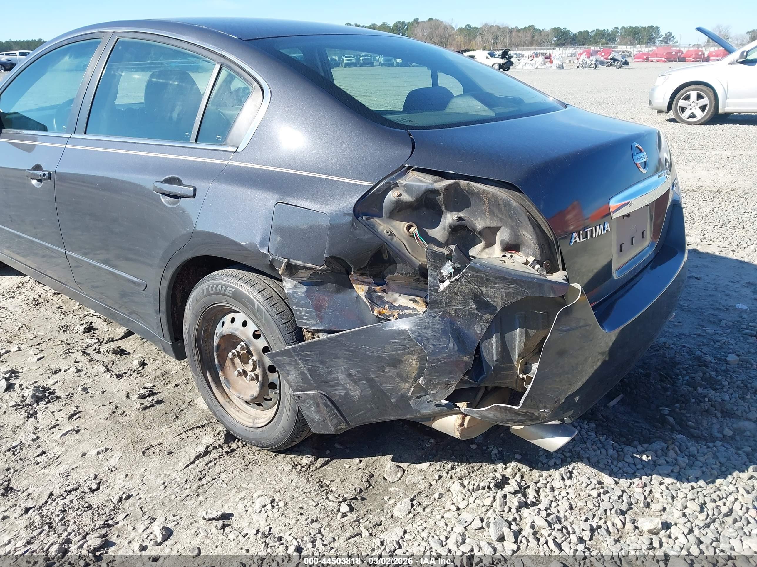 NISSAN ALTIMA image 6