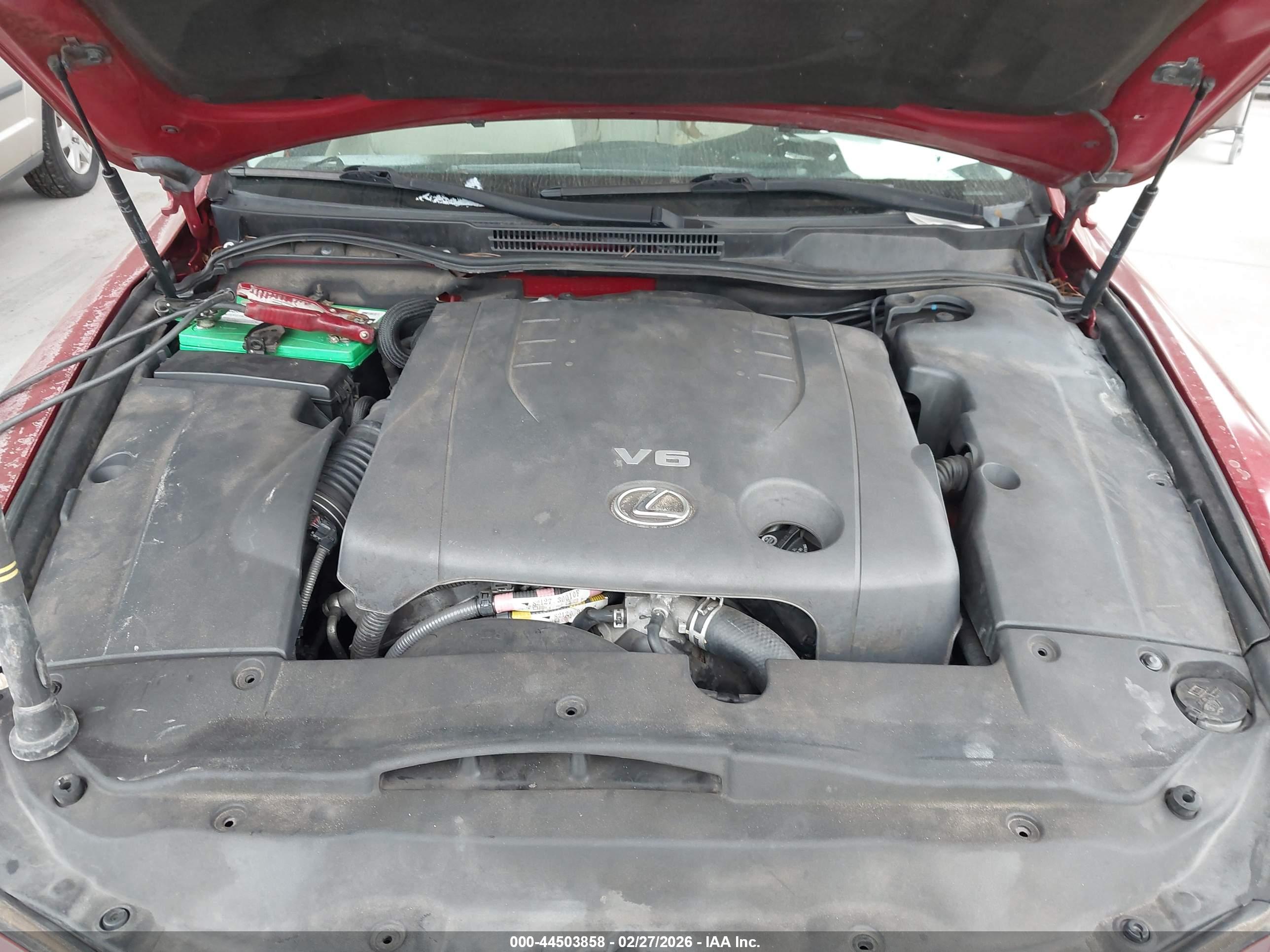 LEXUS IS image 10