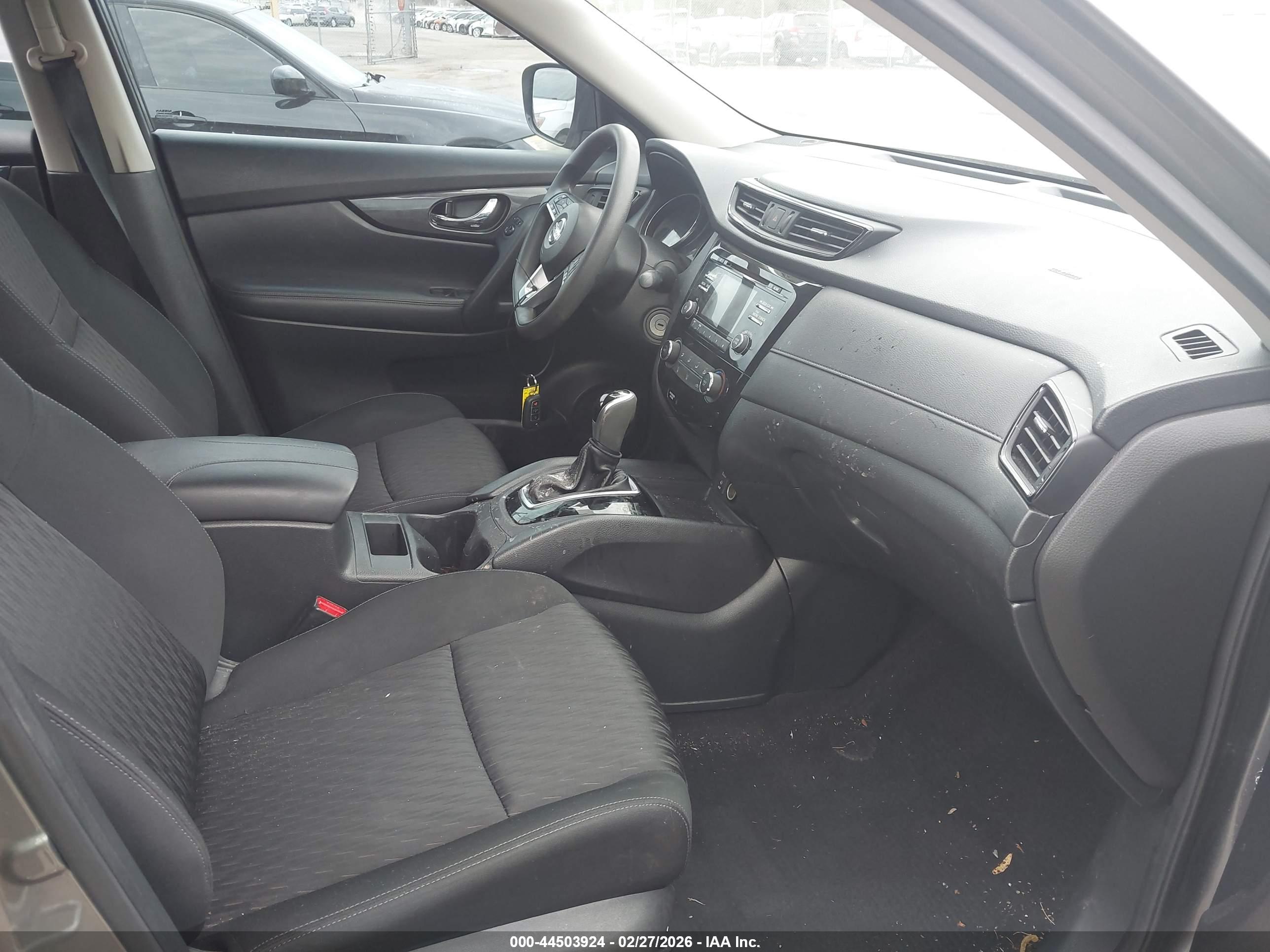 NISSAN ROGUE image 5