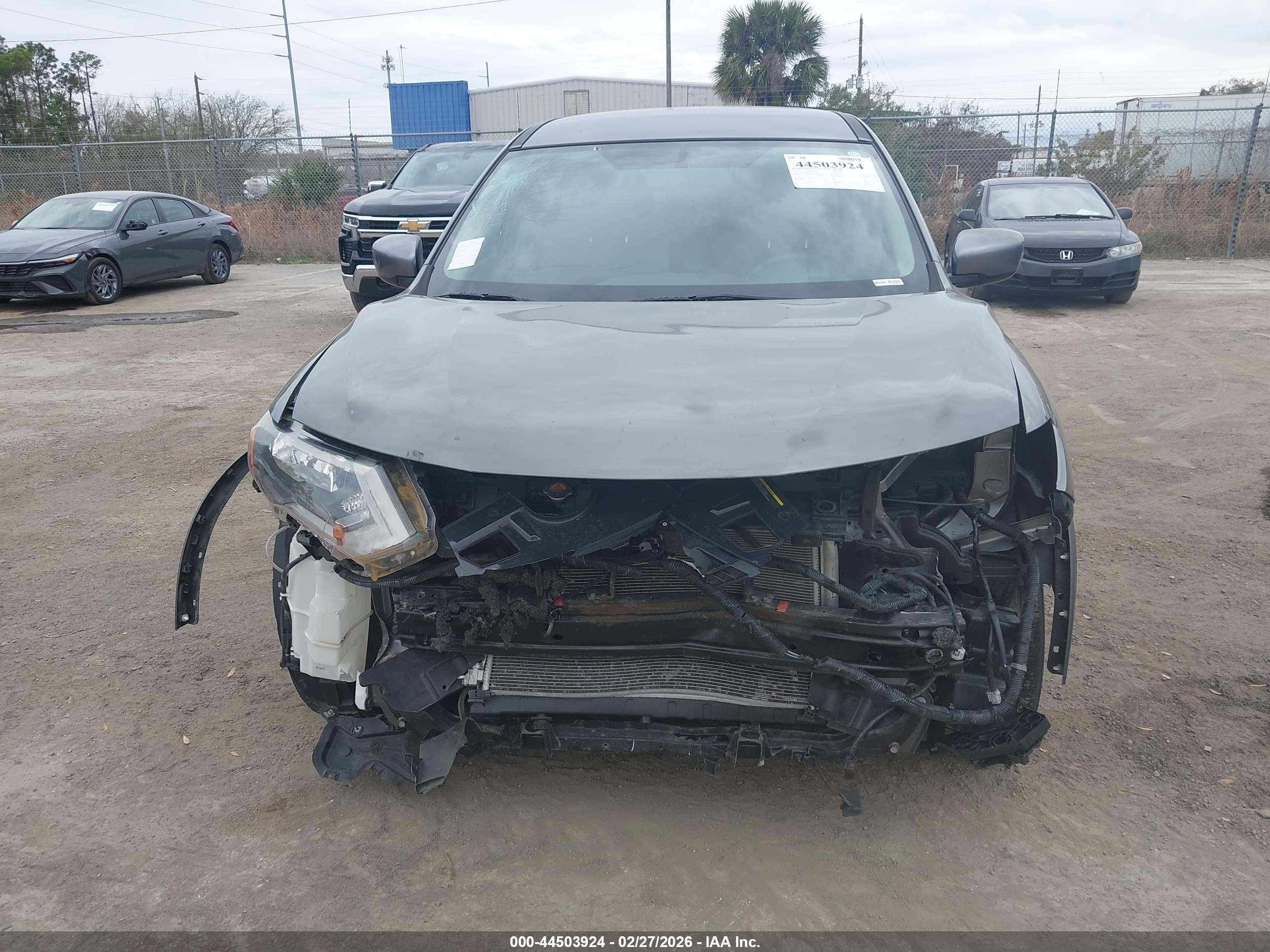 NISSAN ROGUE image 6