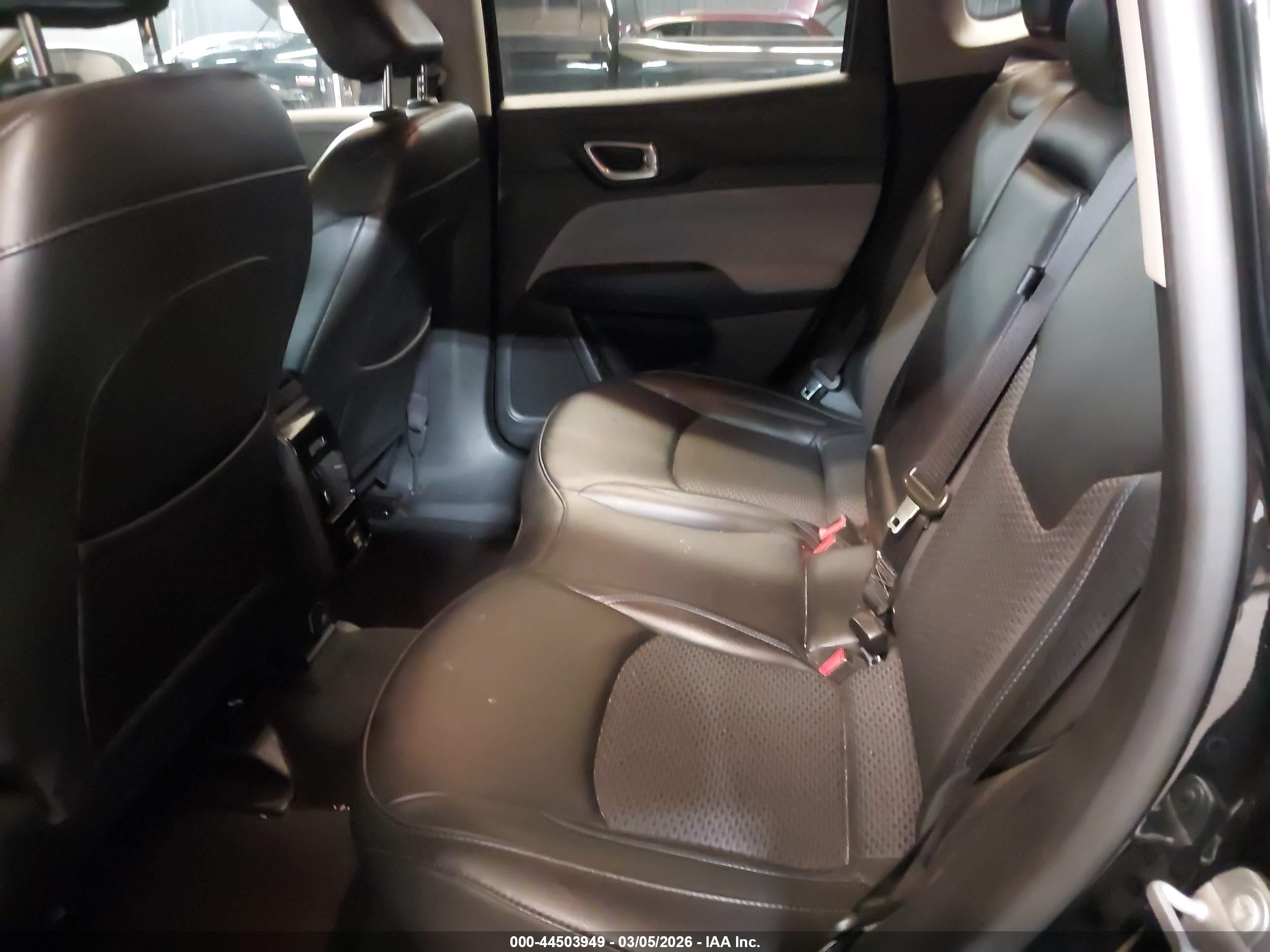 JEEP COMPASS image 8