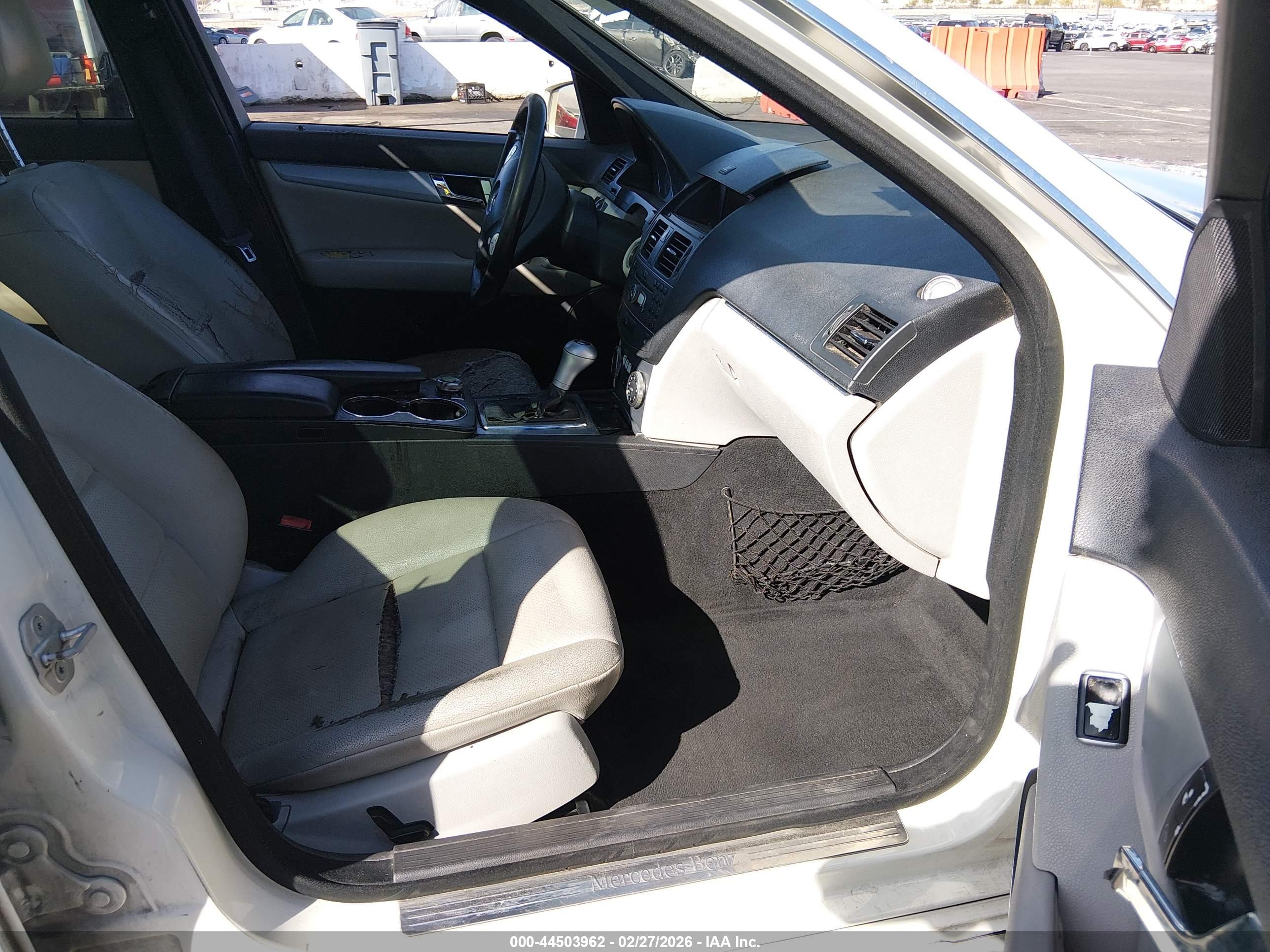 MERCEDES-BENZ C image 5