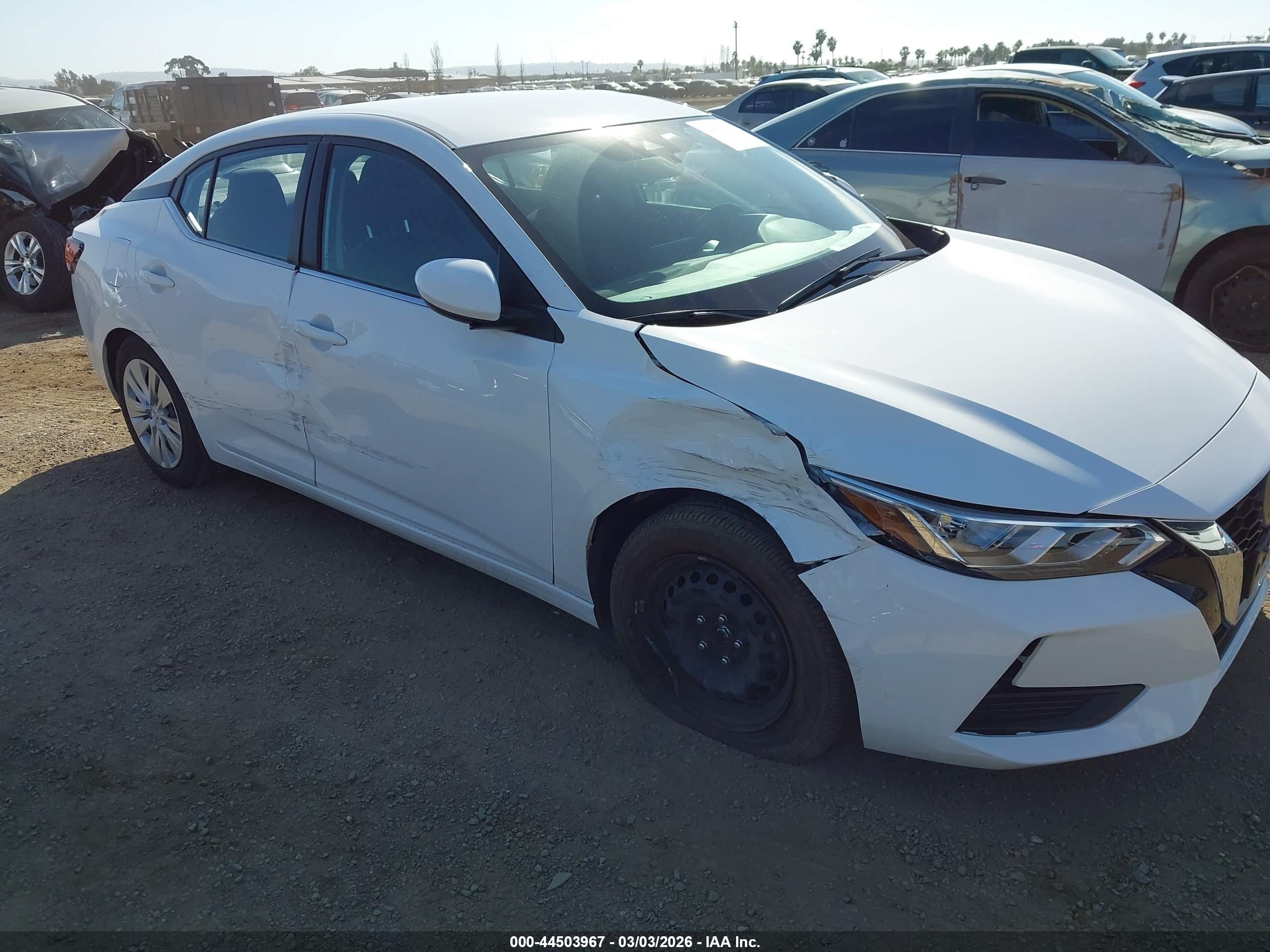 NISSAN SENTRA image 6