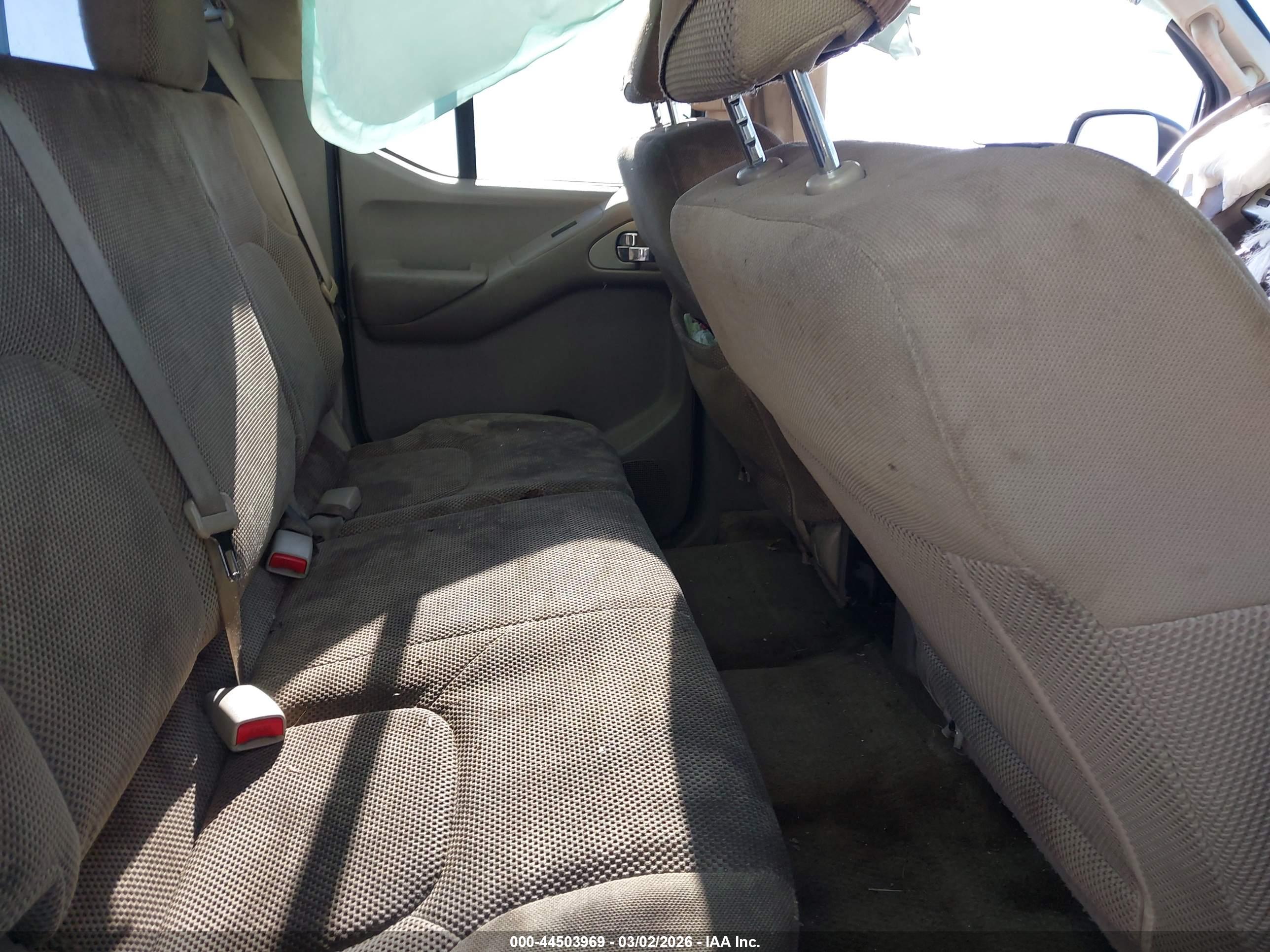 NISSAN FRONTIER image 8