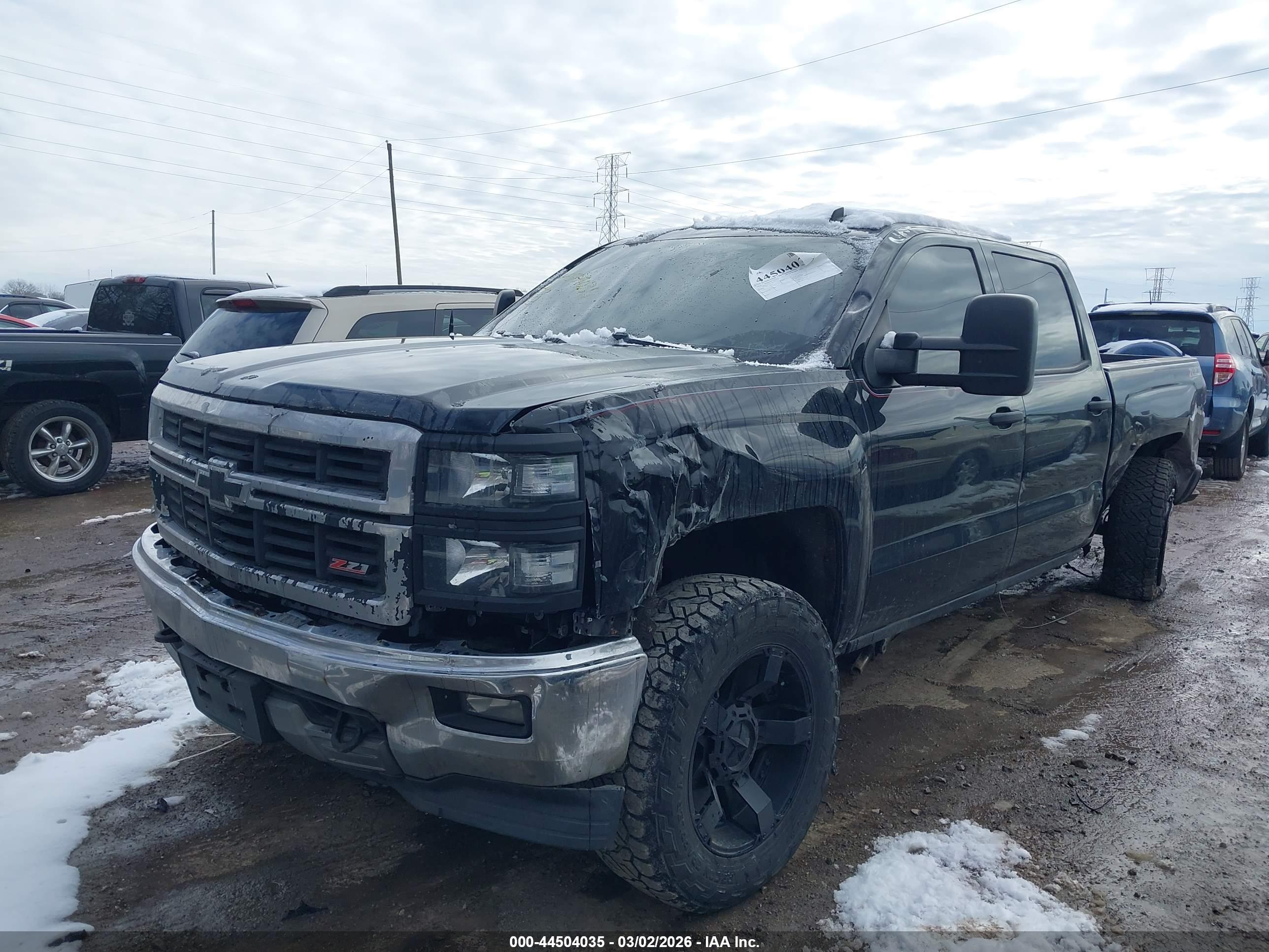 CHEVROLET SILVERADO image 6