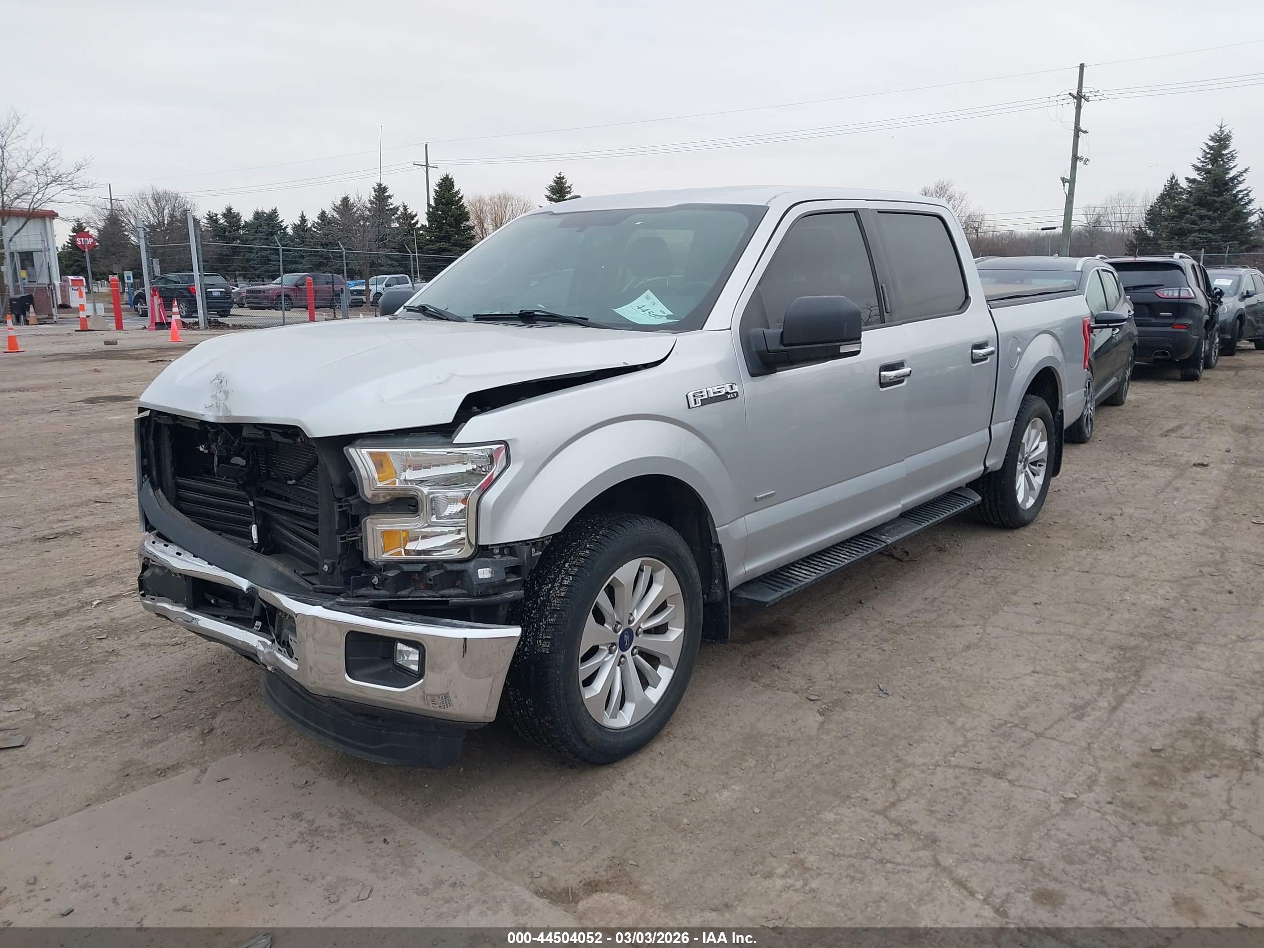 FORD F-150 image 2