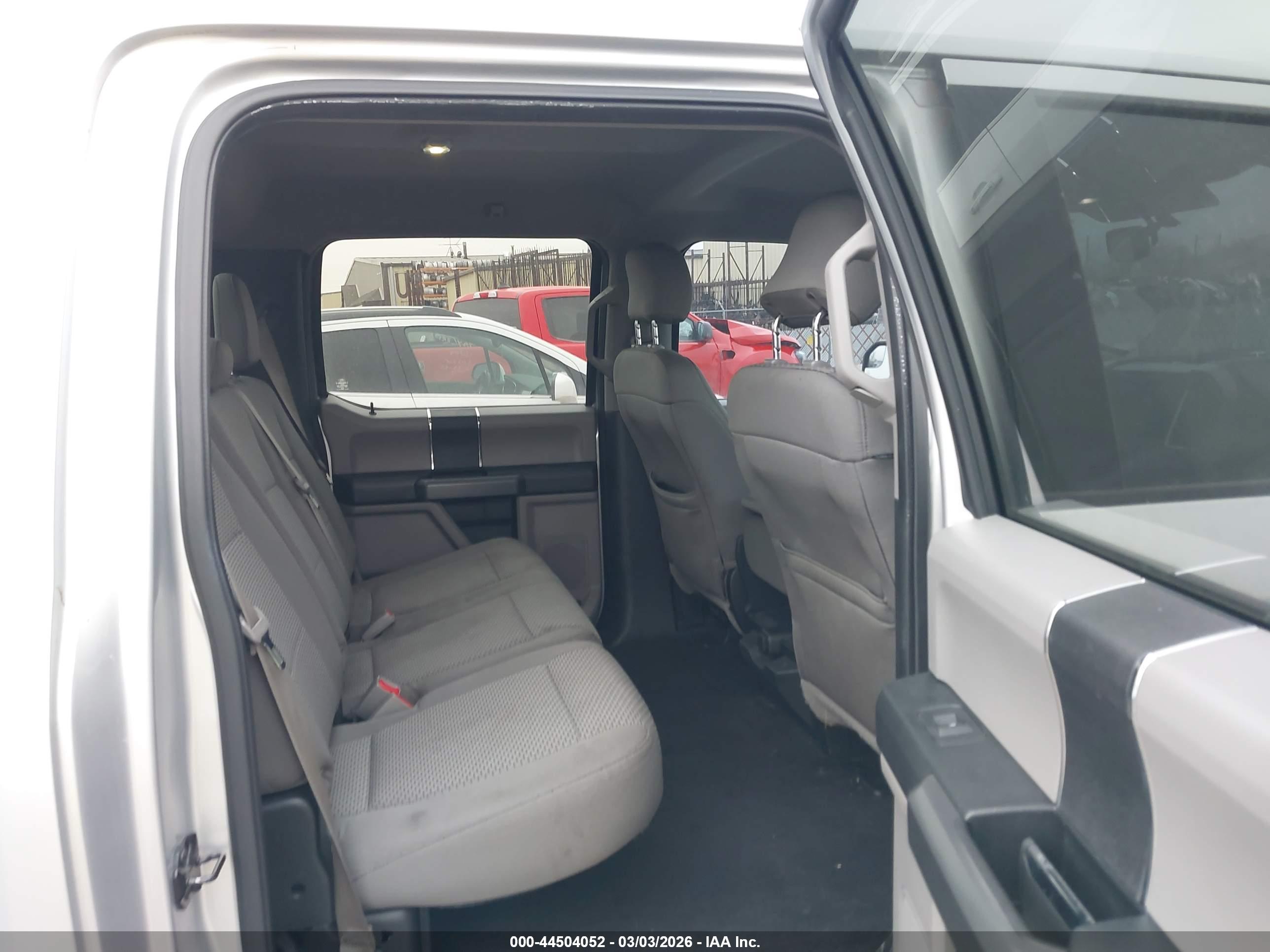 FORD F-150 image 8