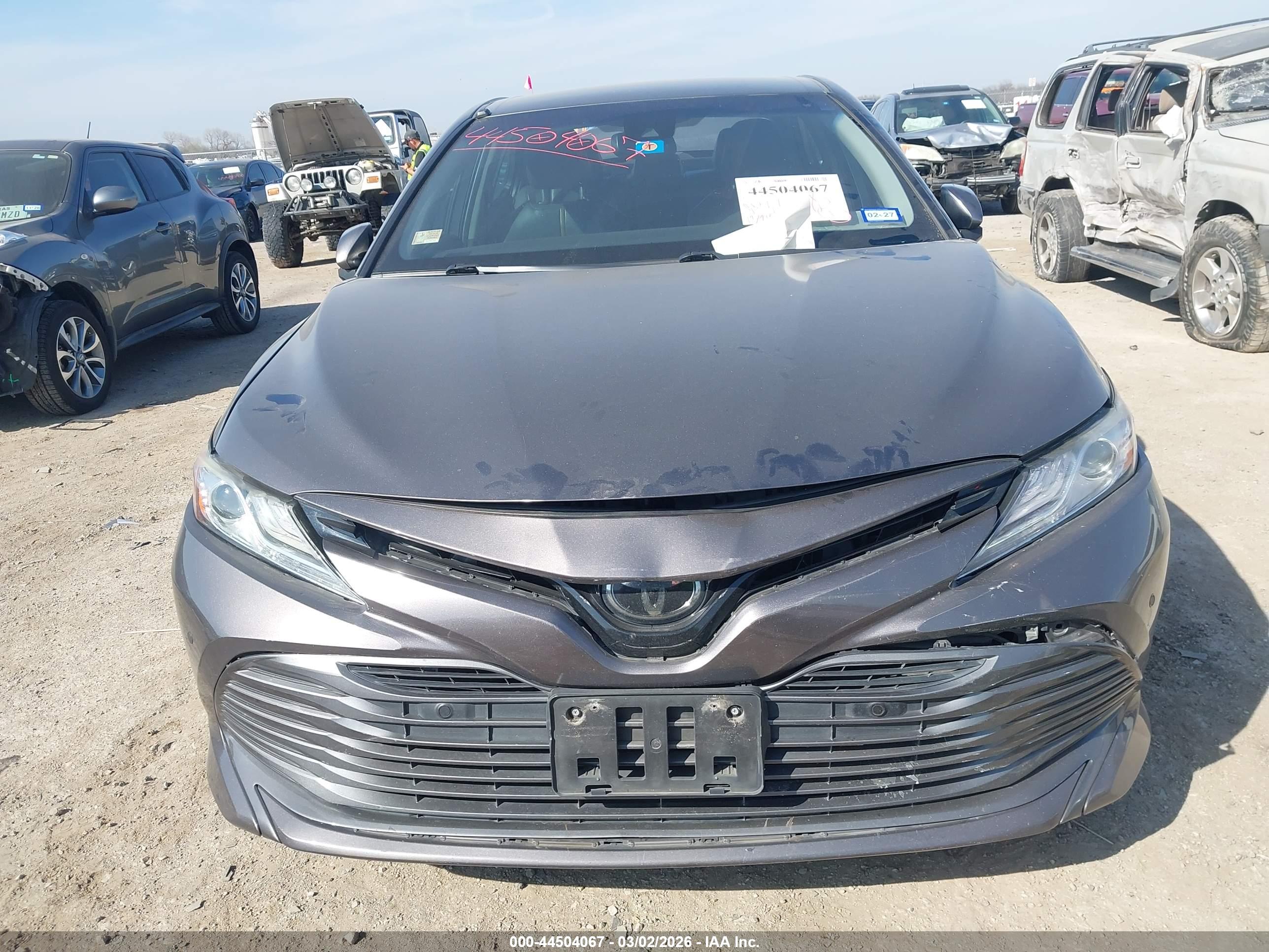 TOYOTA CAMRY image 6