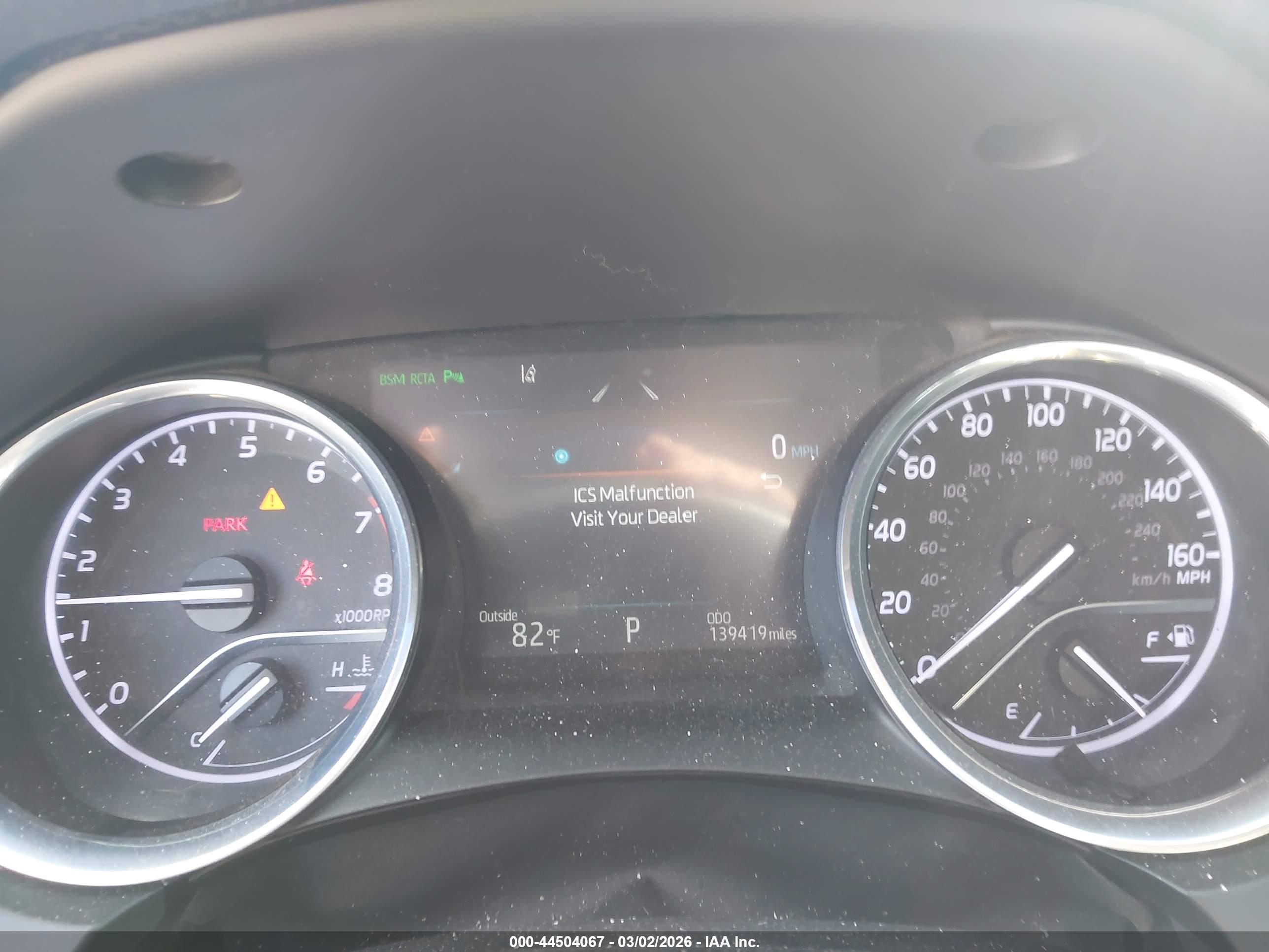 TOYOTA CAMRY image 7