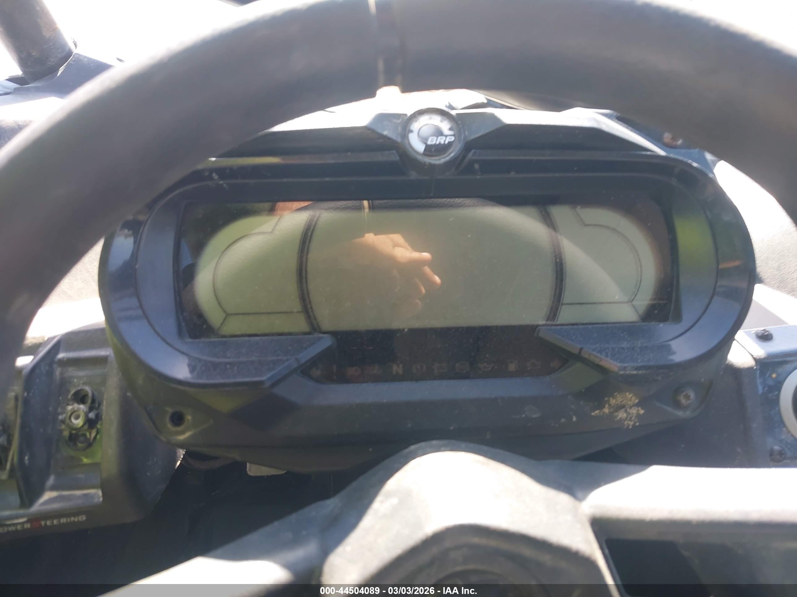 CAN-AM MAVERICK image 7