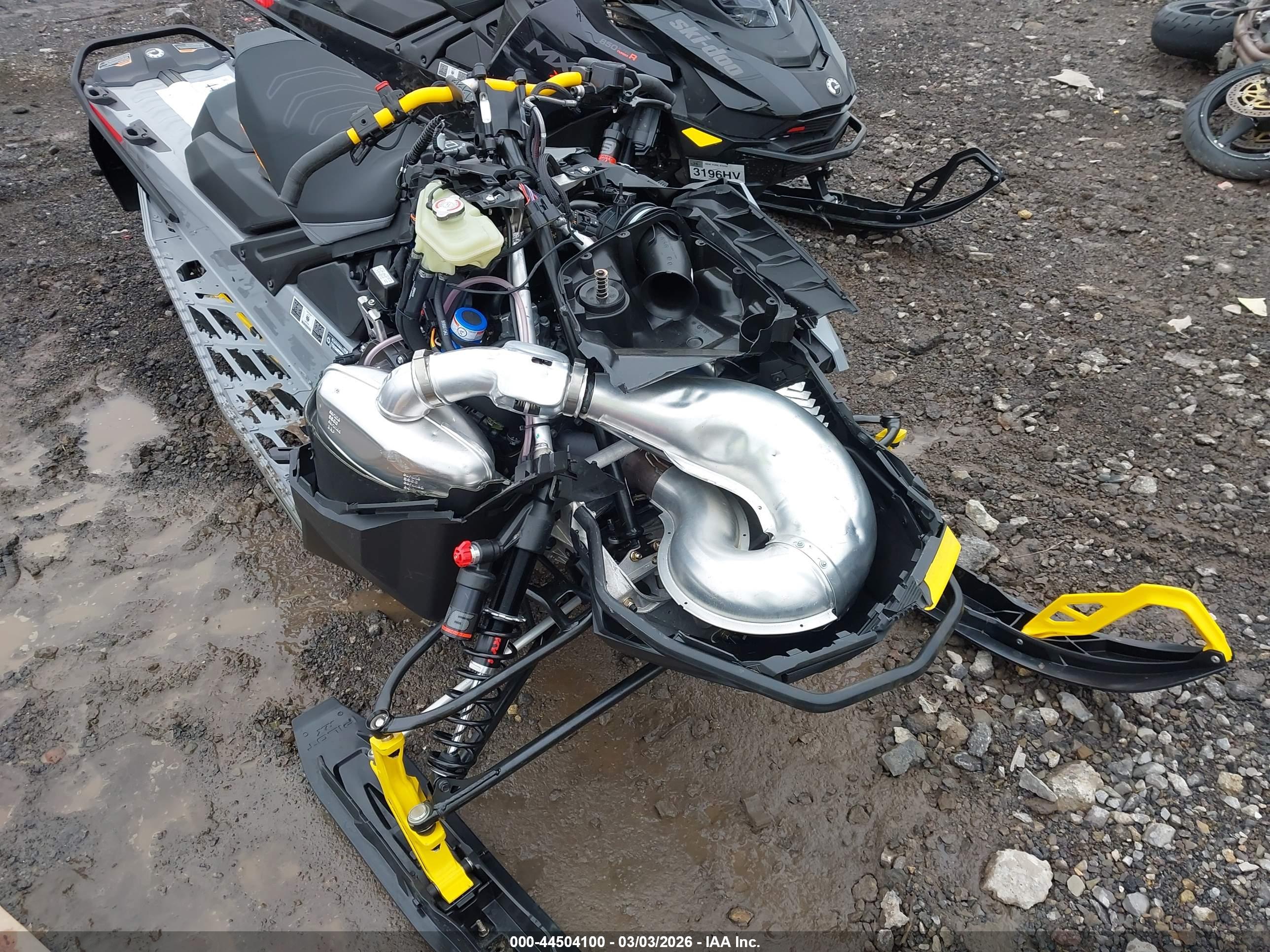 SKI-DOO MXZ image 6
