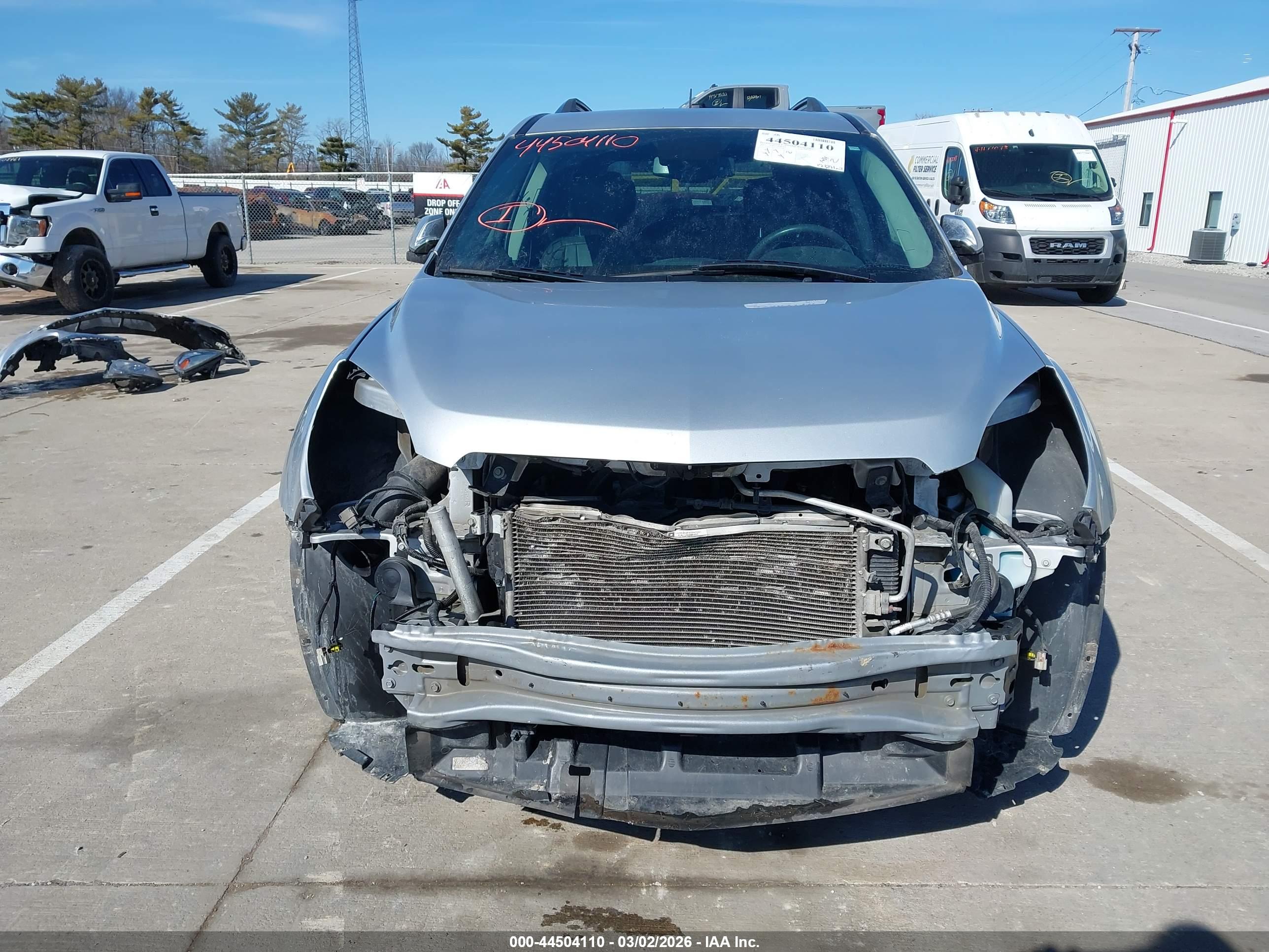 CHEVROLET EQUINOX image 6