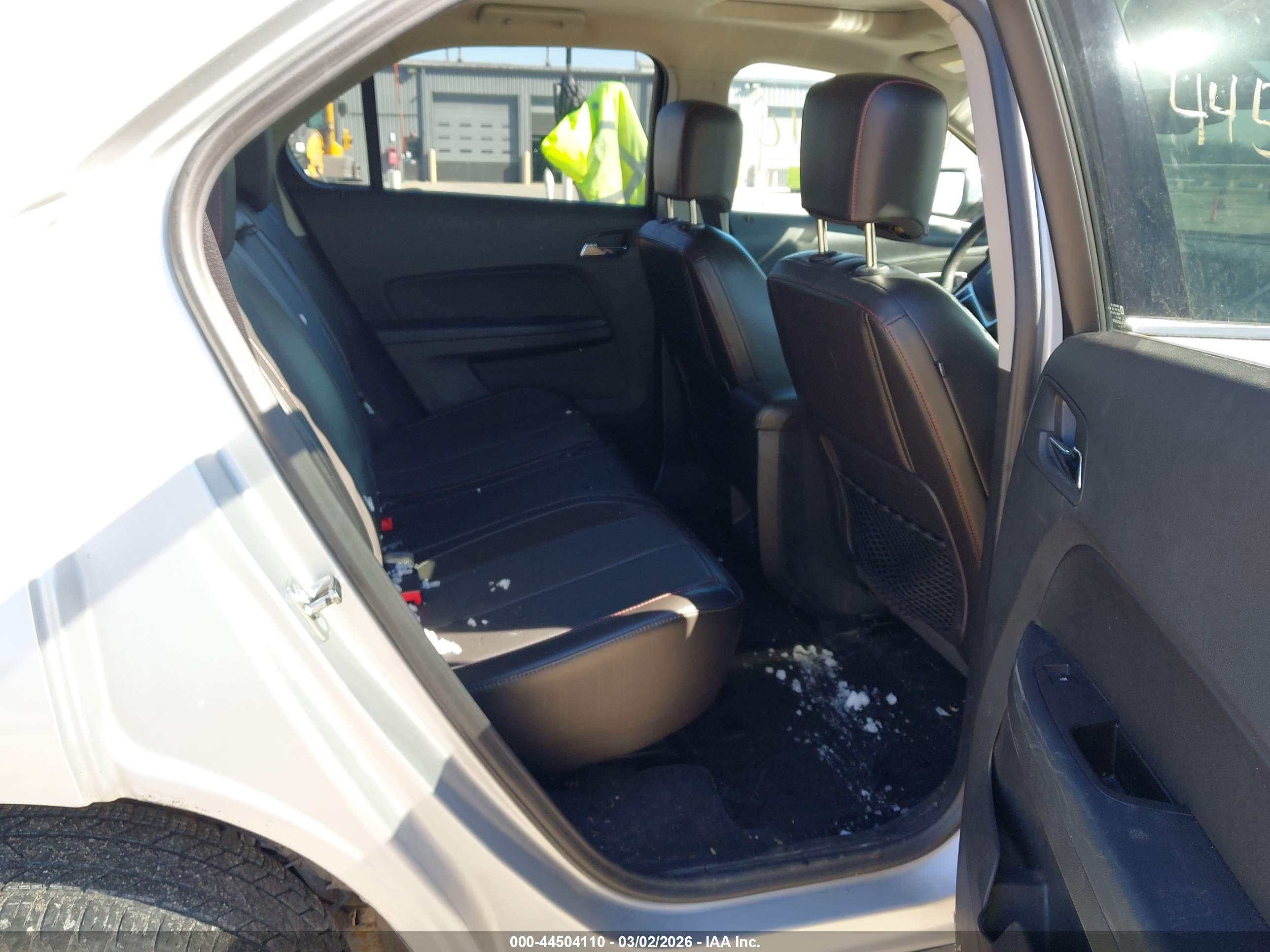 CHEVROLET EQUINOX image 8