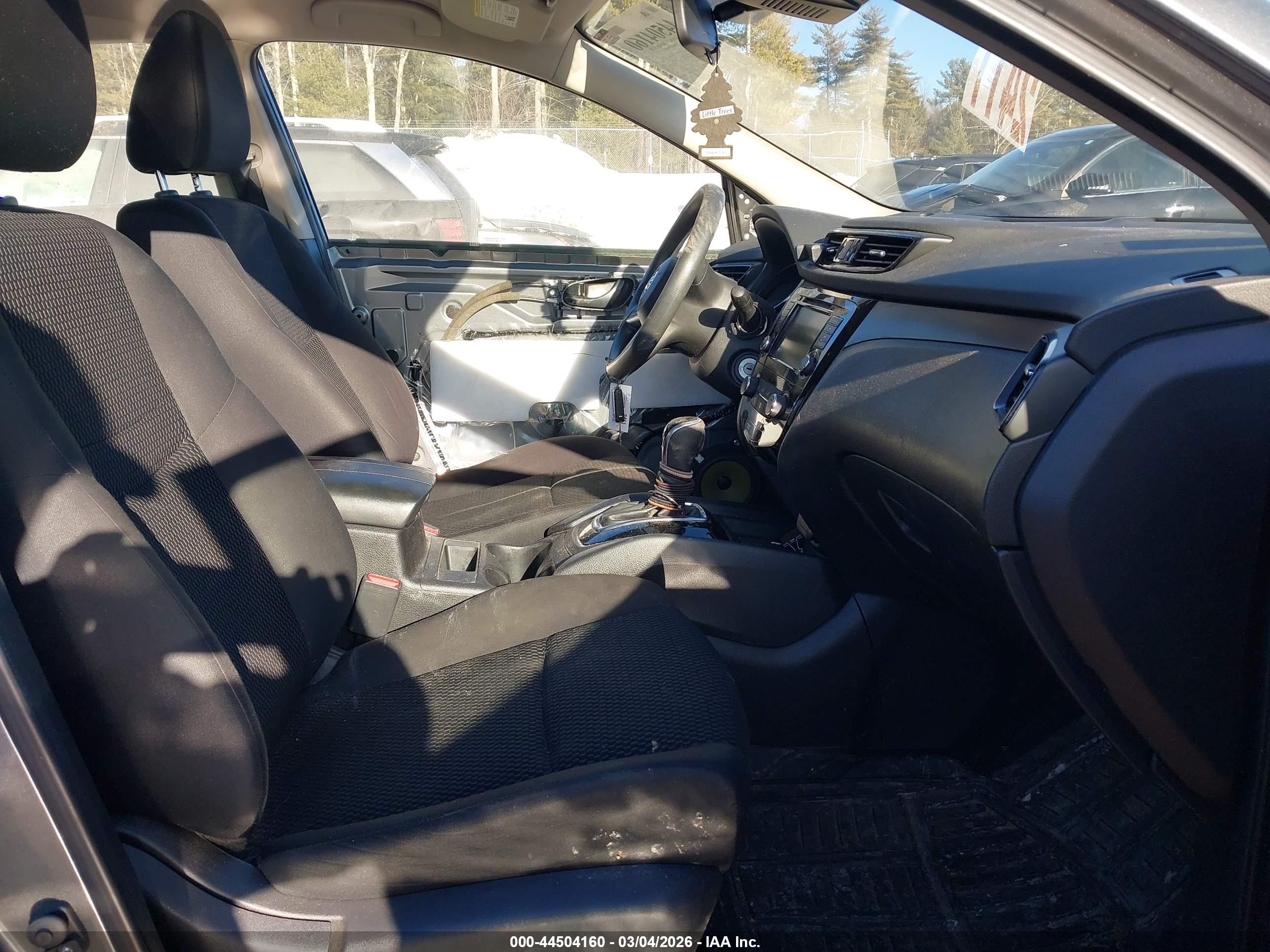 NISSAN ROGUE image 5