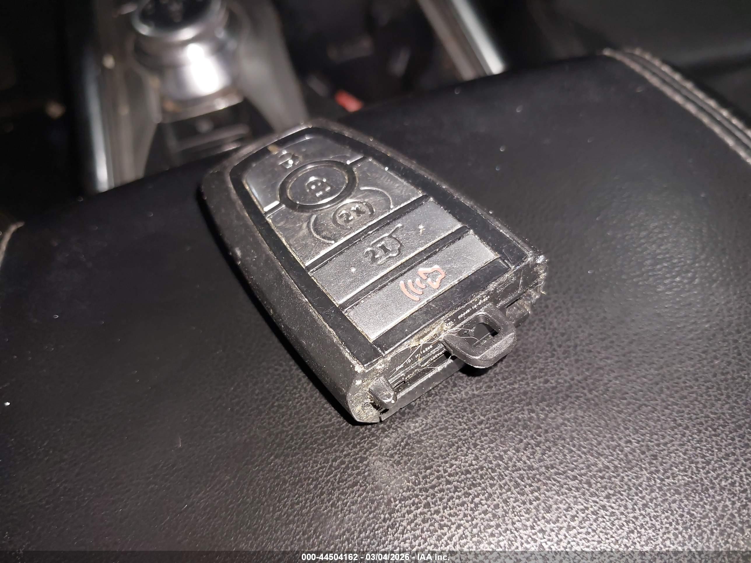 FORD EXPLORER image 11
