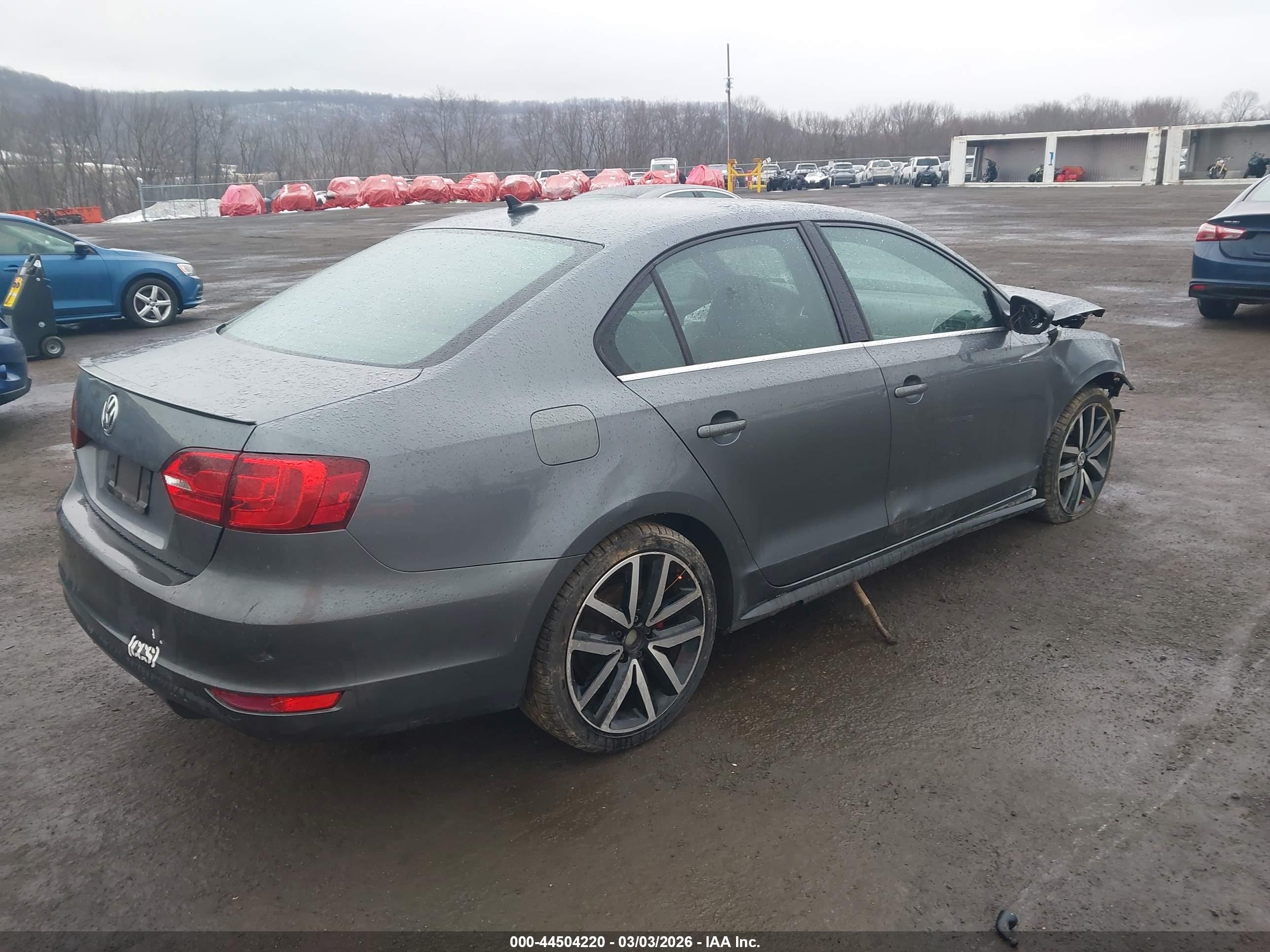 VOLKSWAGEN JETTA image 4