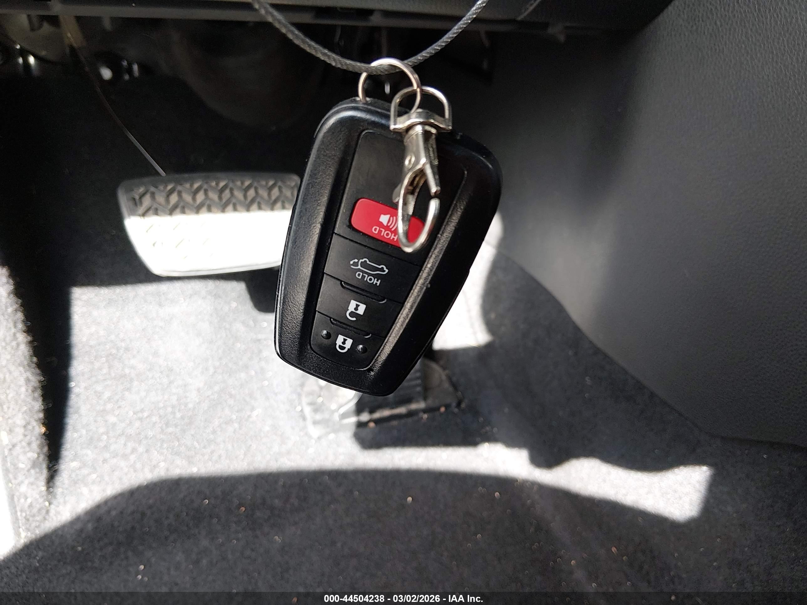 TOYOTA HIGHLANDER image 11