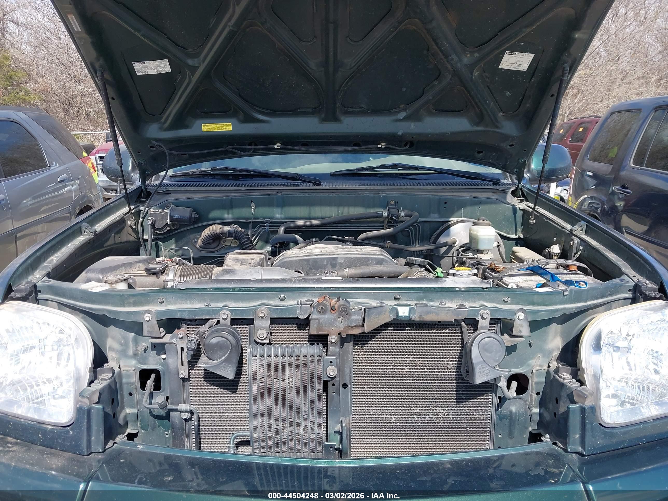 TOYOTA TUNDRA image 10