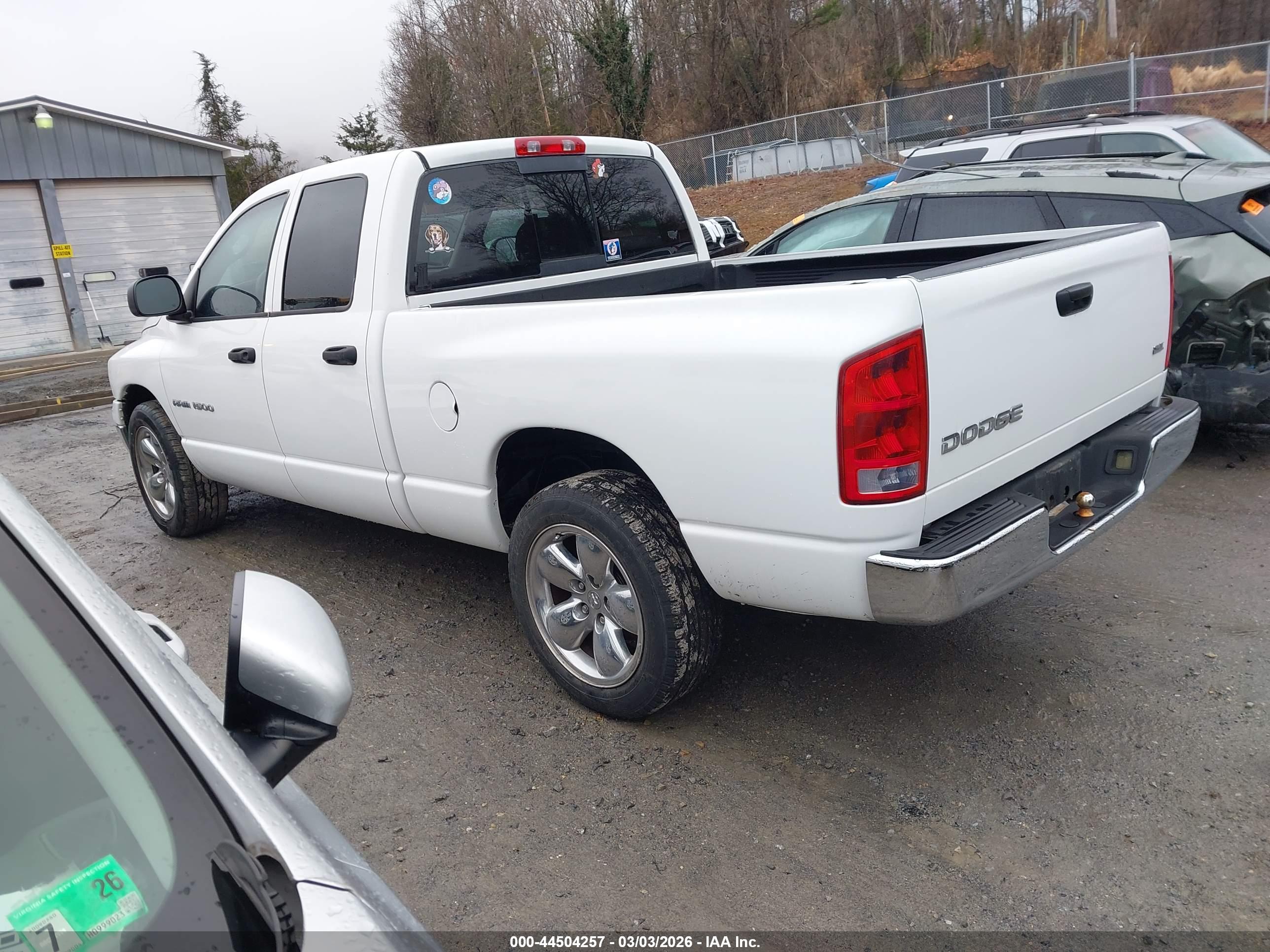 DODGE RAM image 3