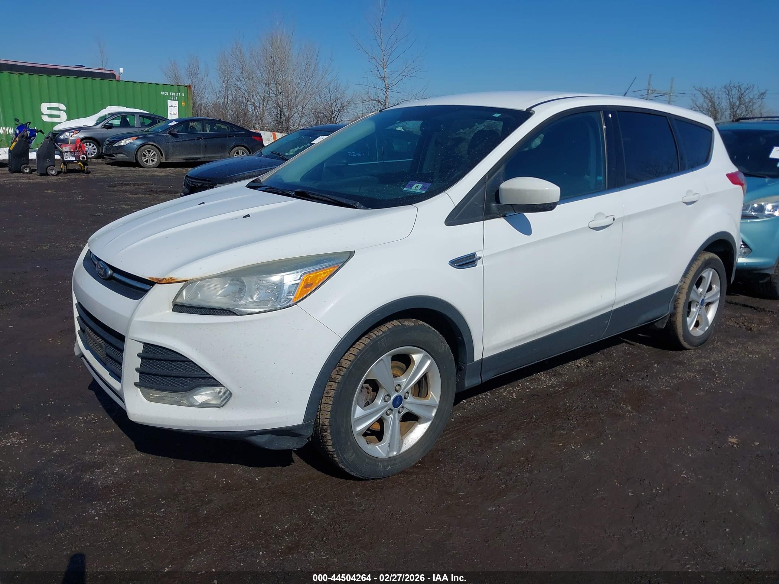 FORD ESCAPE image 2