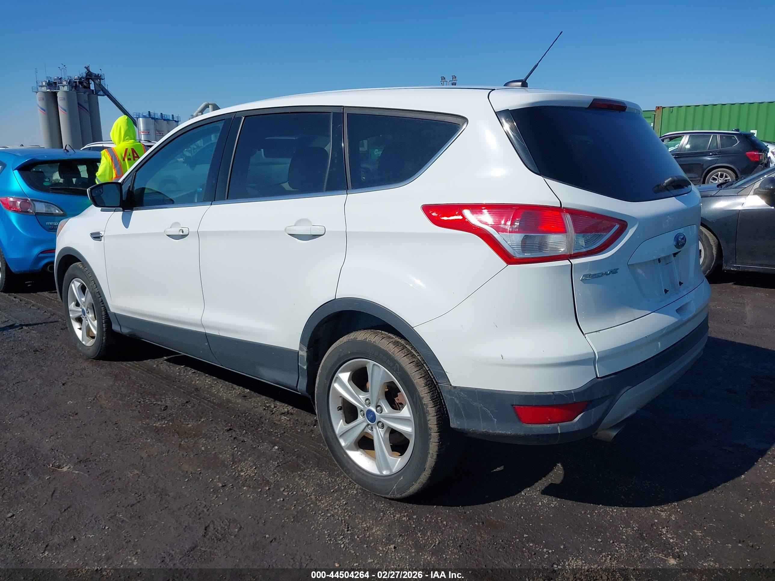 FORD ESCAPE image 3