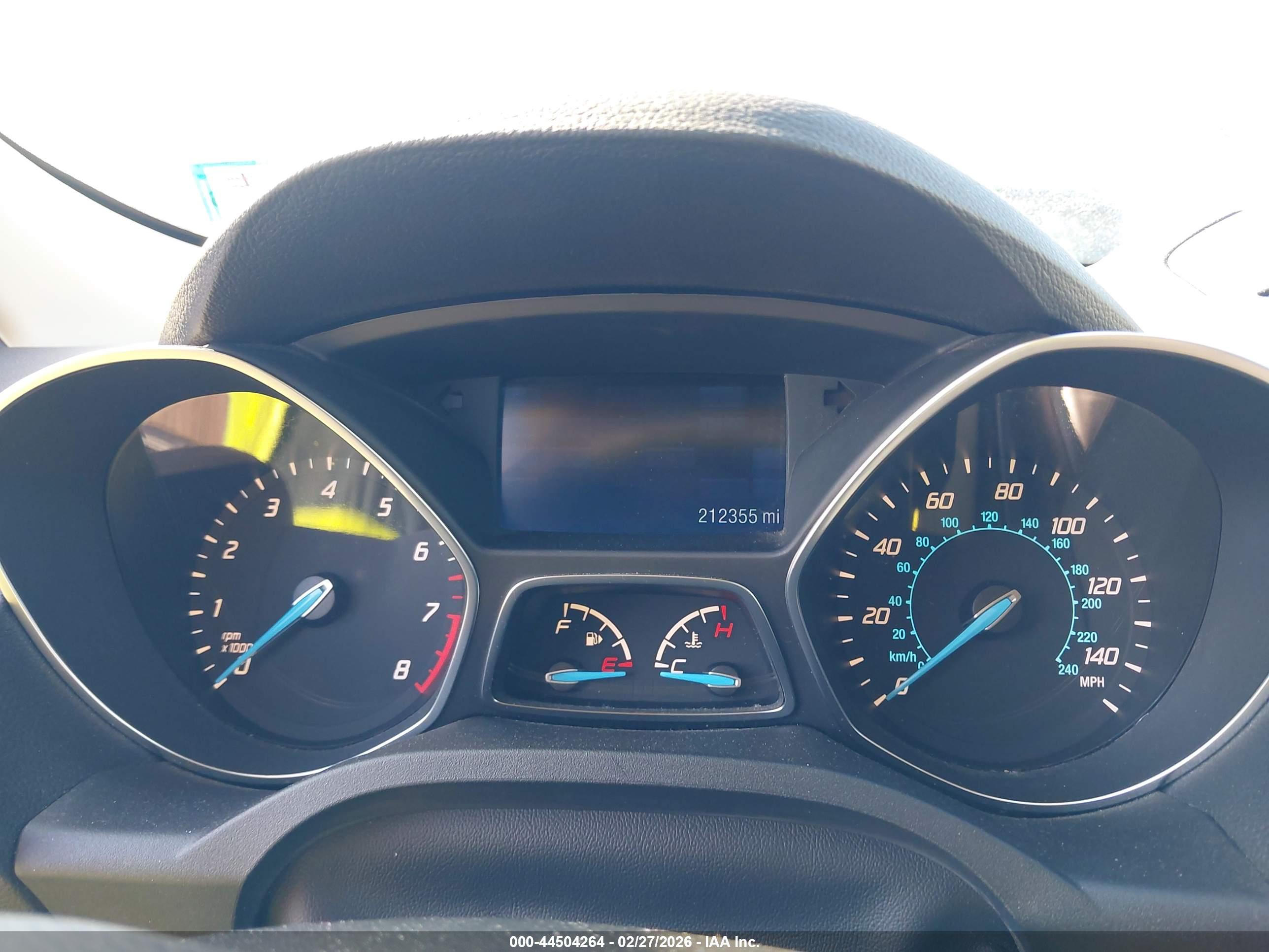 FORD ESCAPE image 7