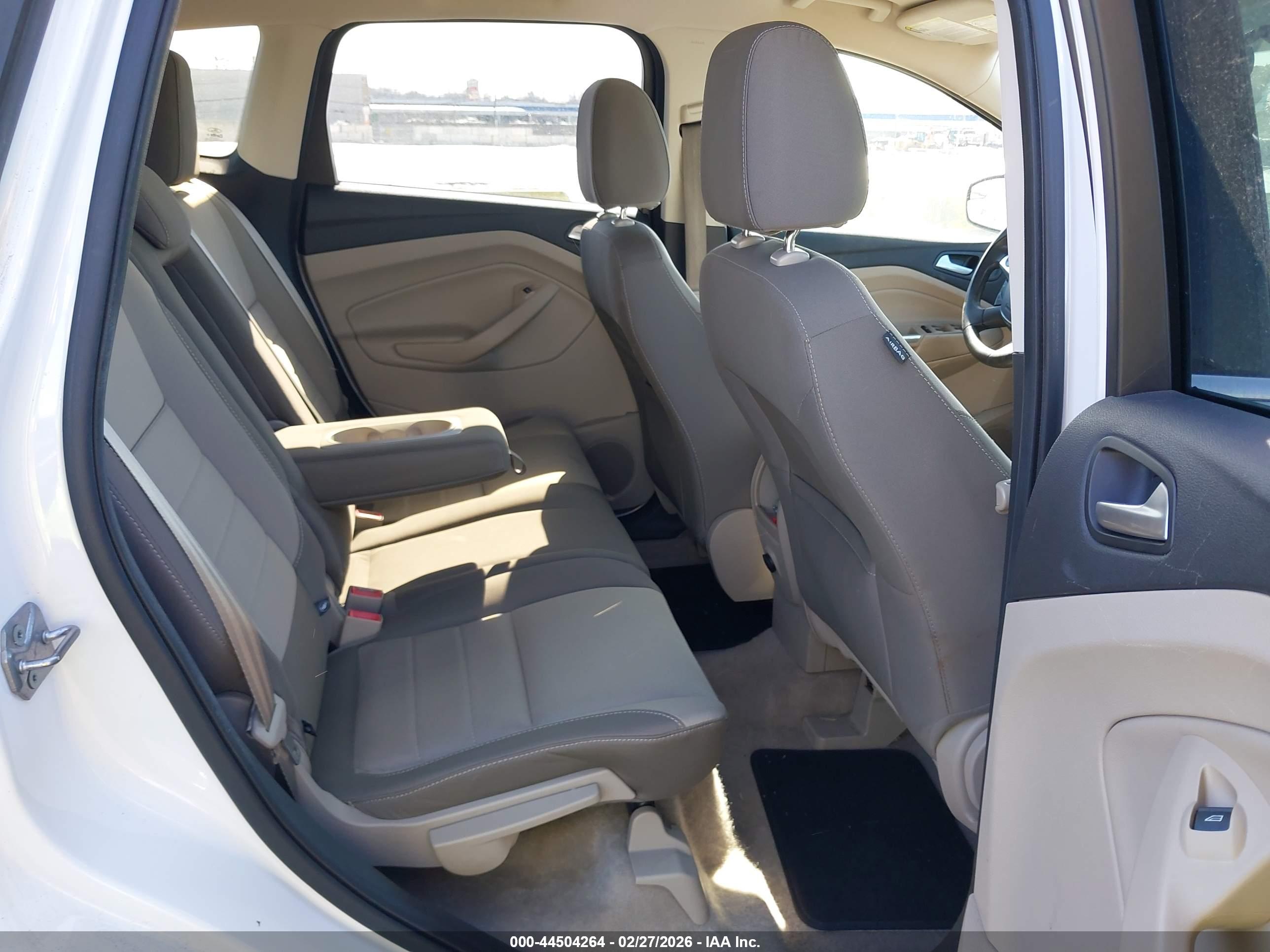 FORD ESCAPE image 8