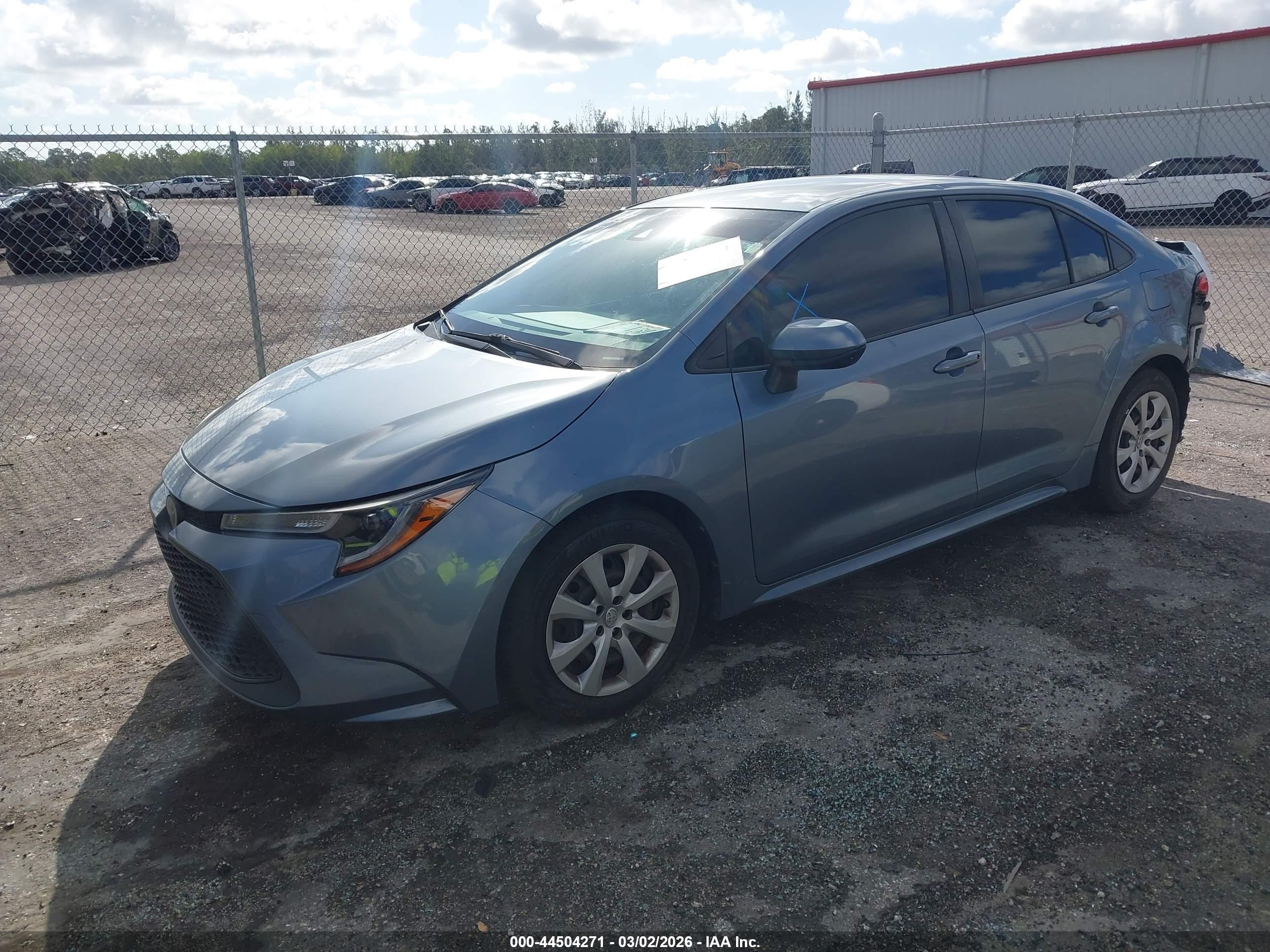 TOYOTA COROLLA image 2