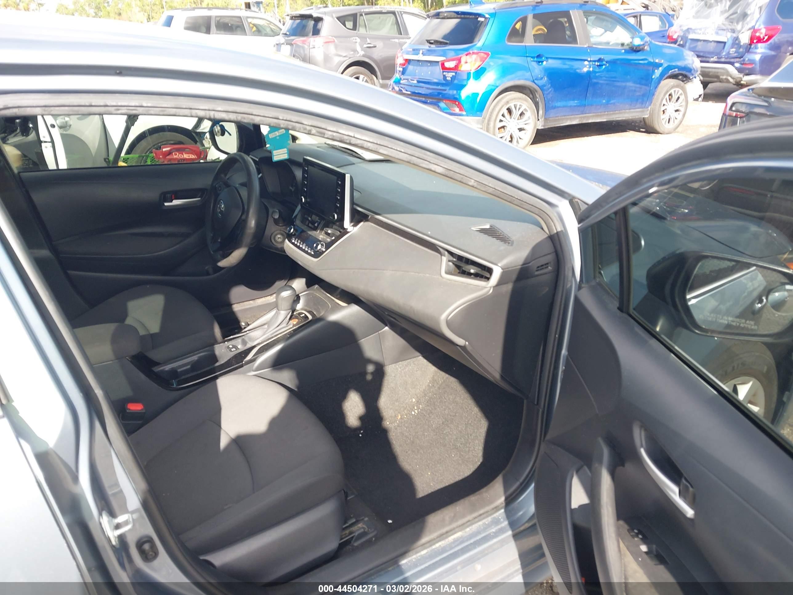 TOYOTA COROLLA image 5