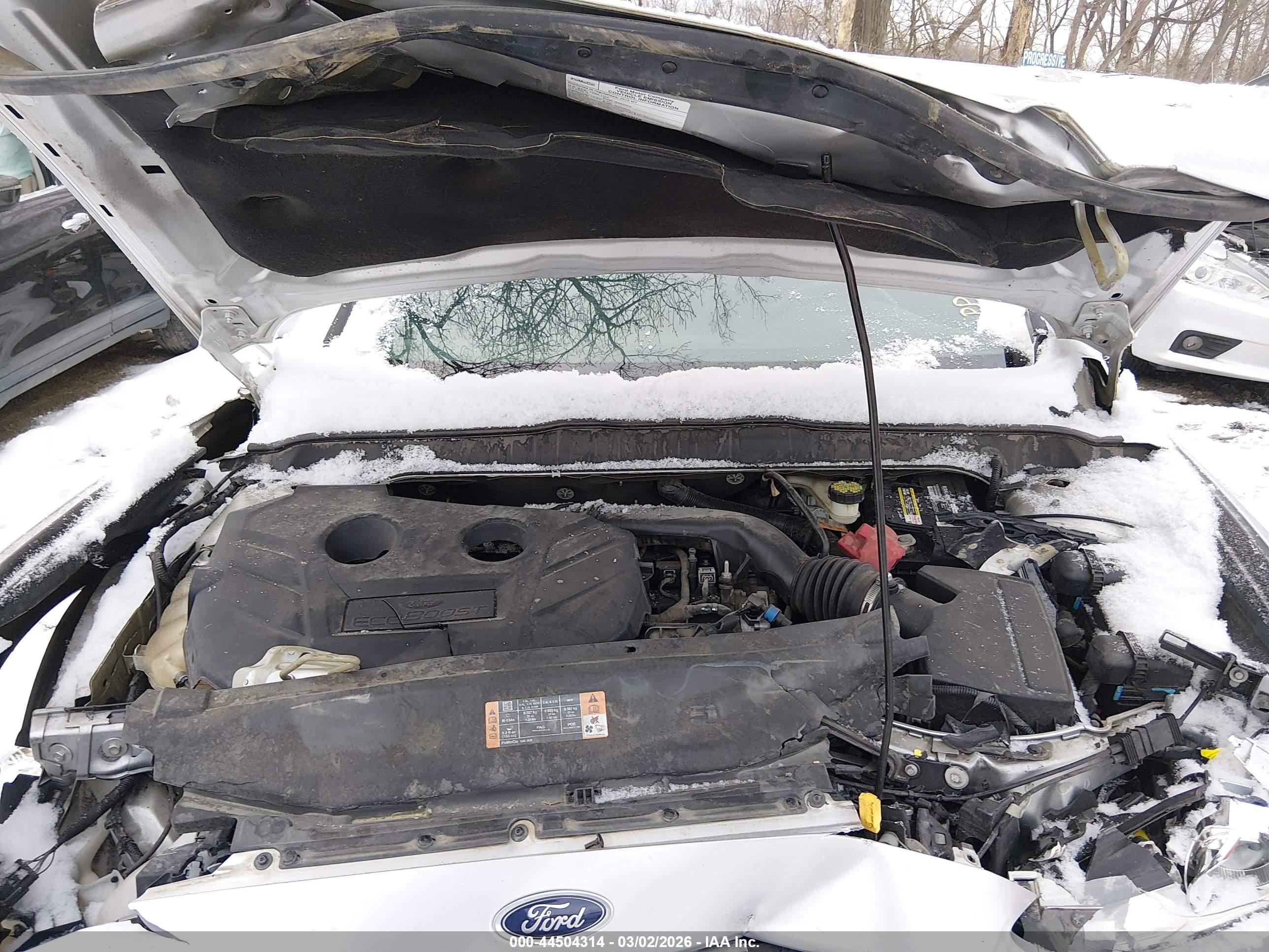 FORD FUSION image 10
