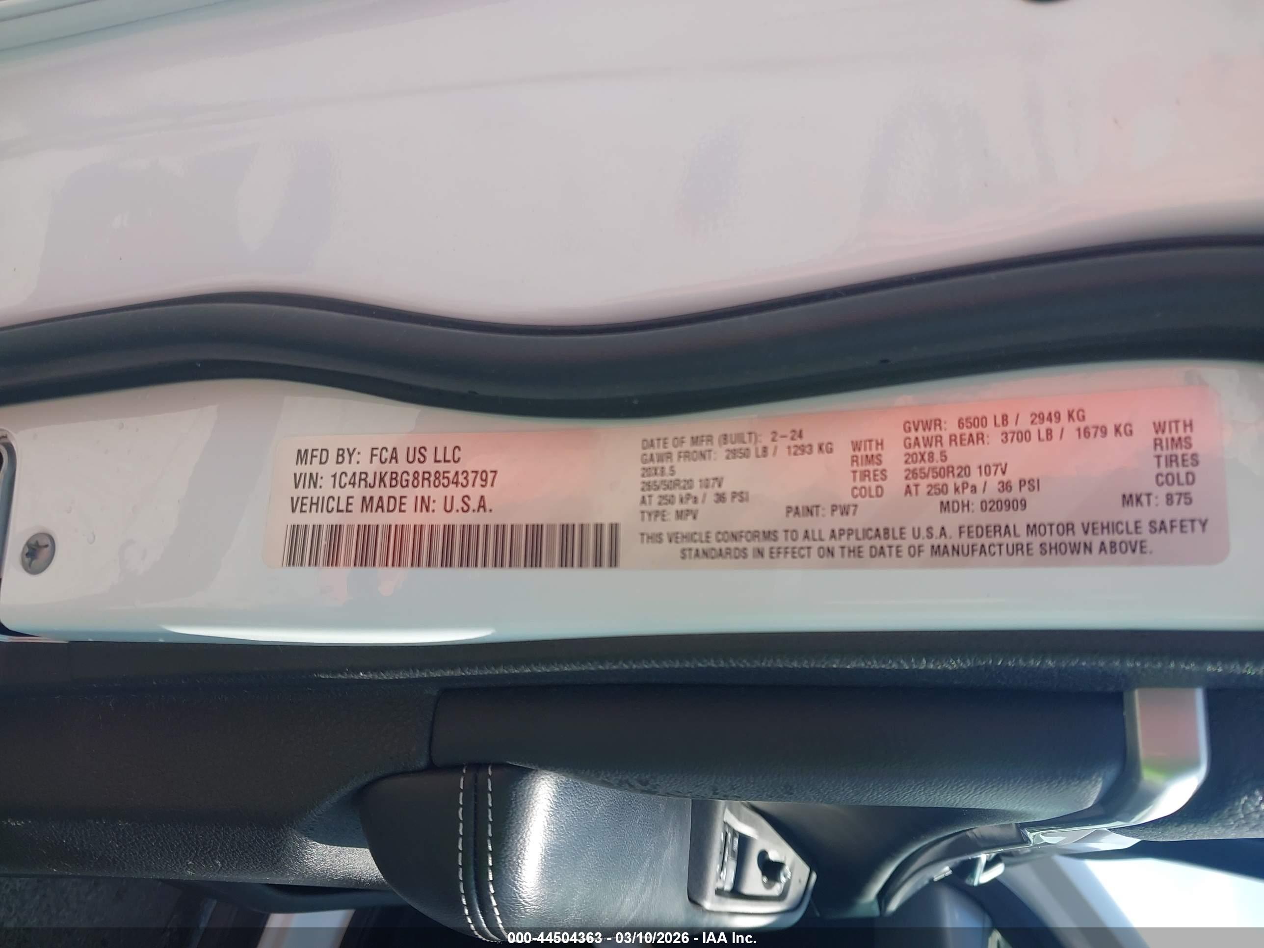 JEEP GRAND image 9