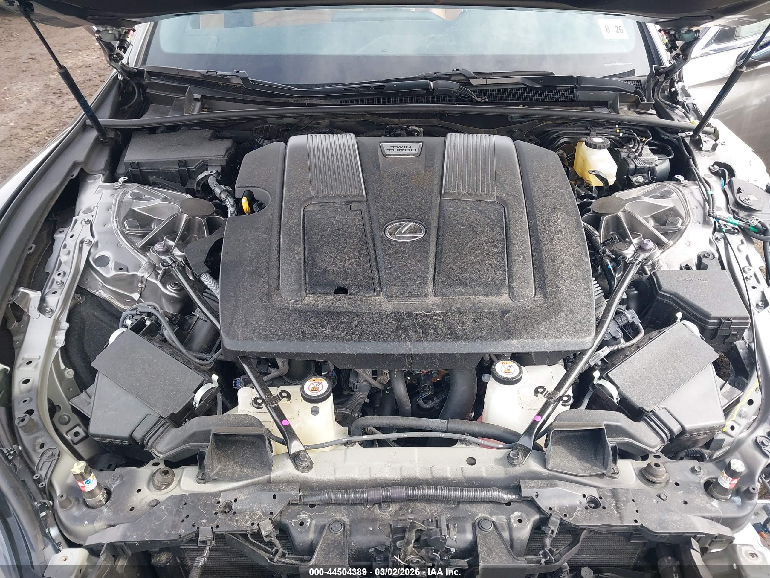 LEXUS LS image 10