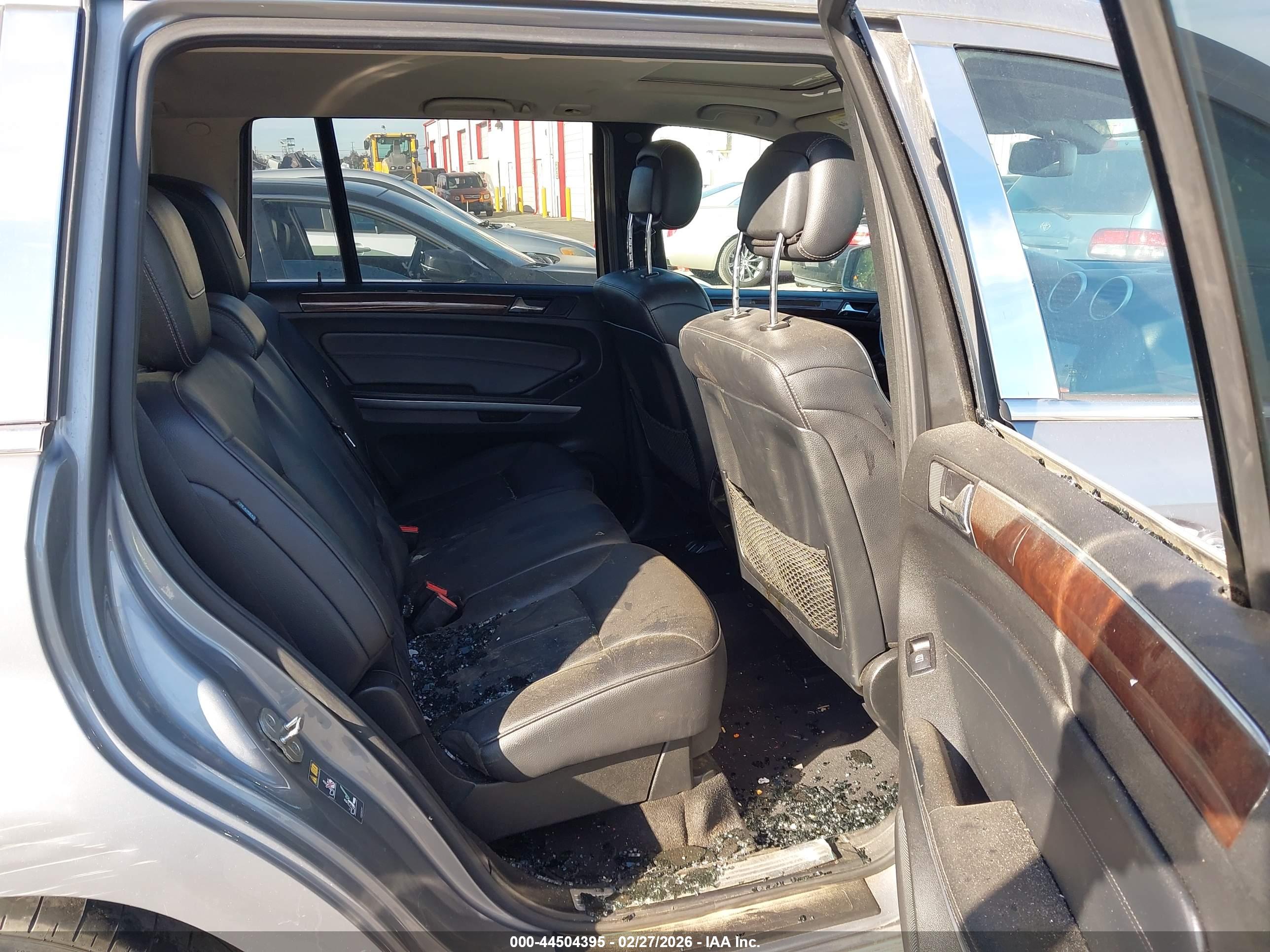 MERCEDES-BENZ GL image 8