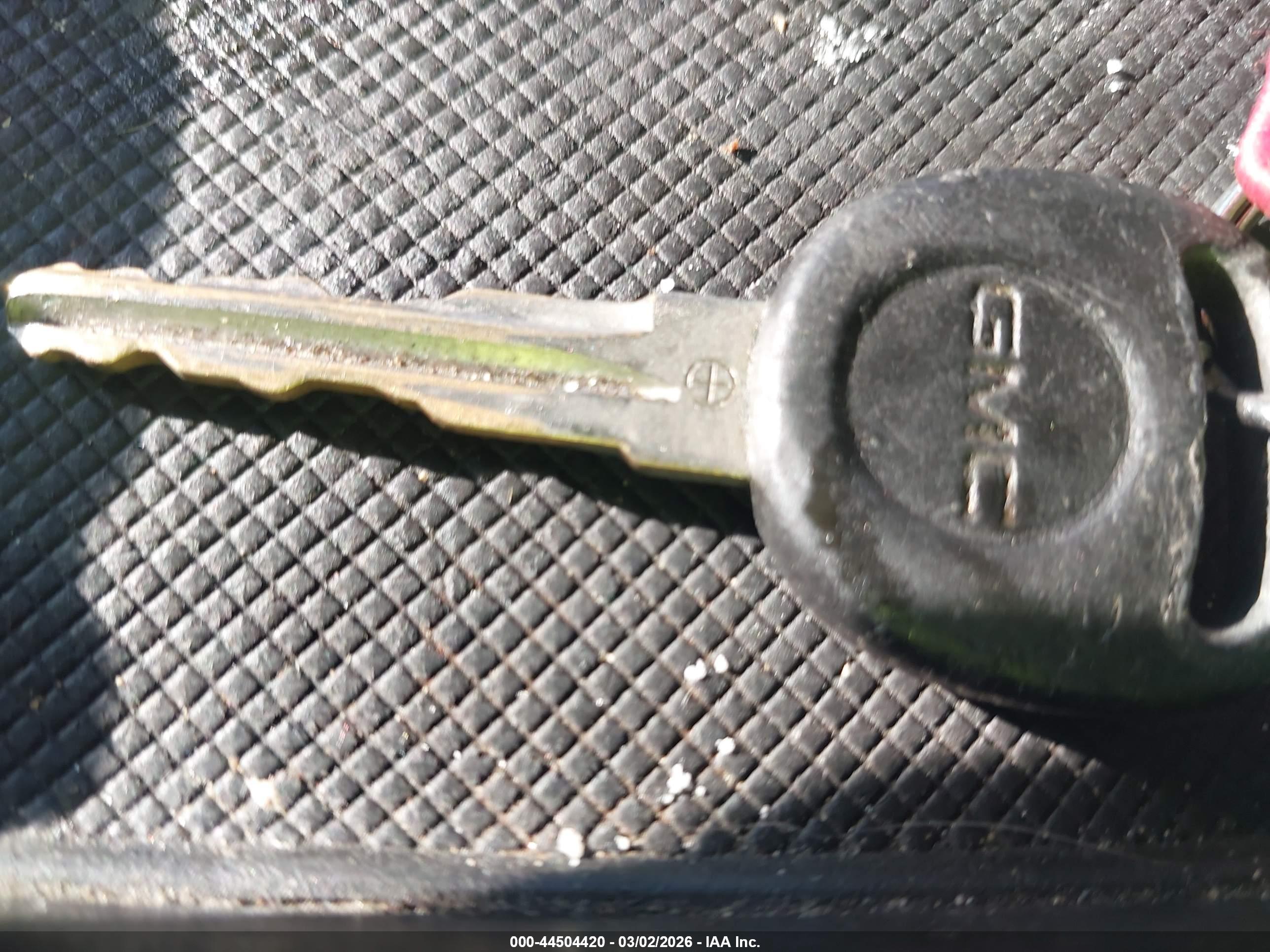 GMC YUKON image 11