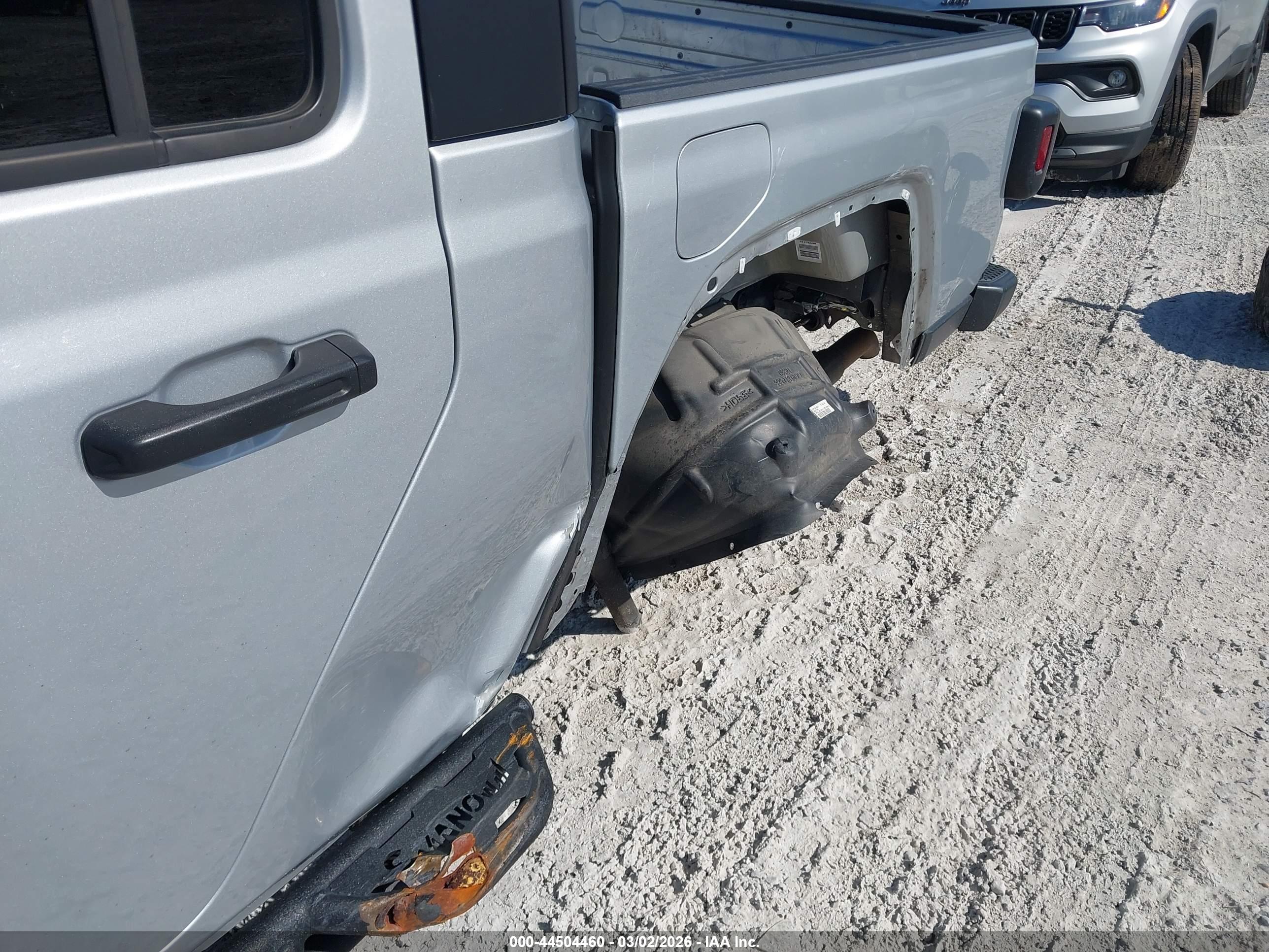 JEEP GLADIATOR image 6