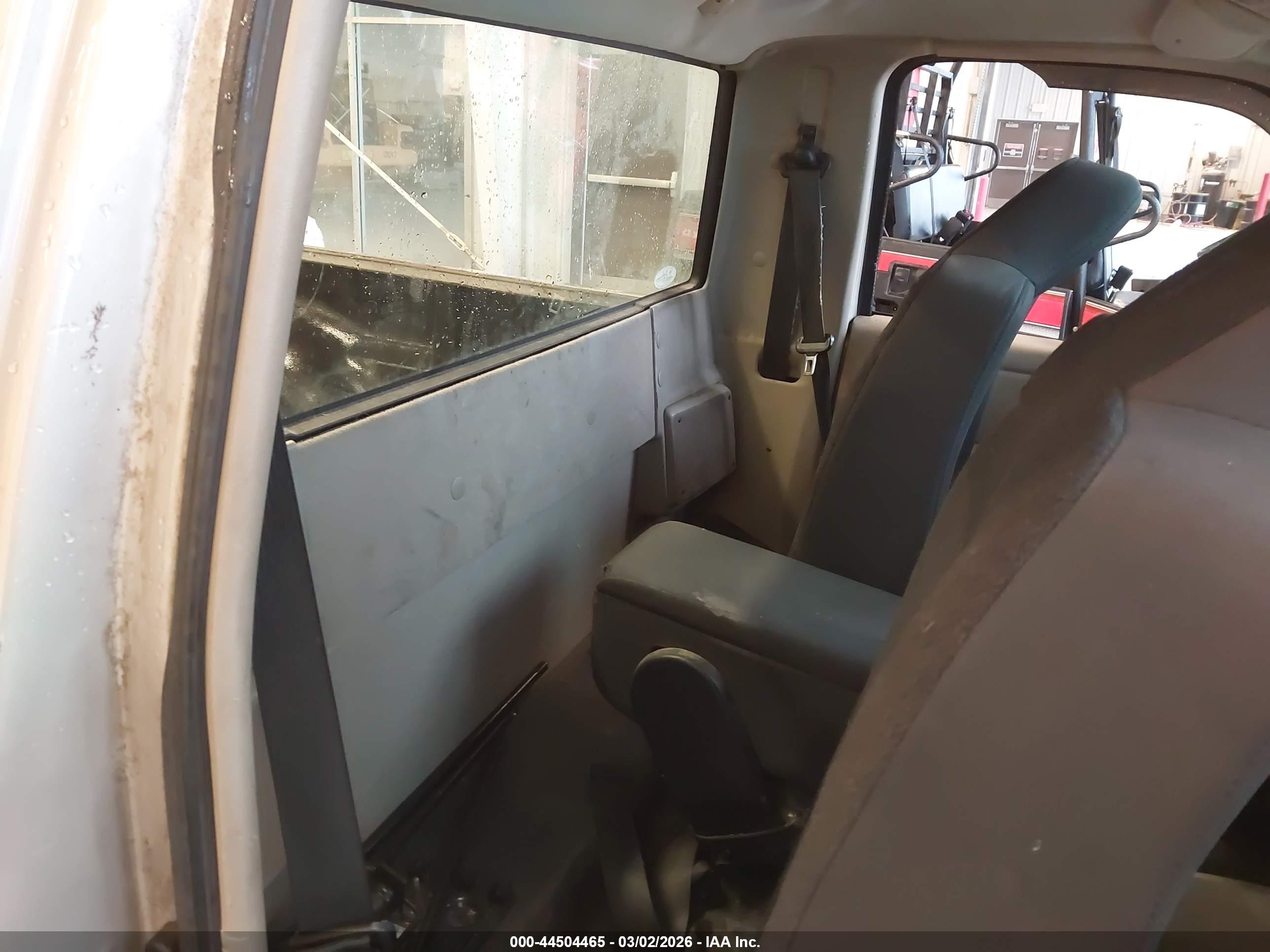 FORD RANGER image 8