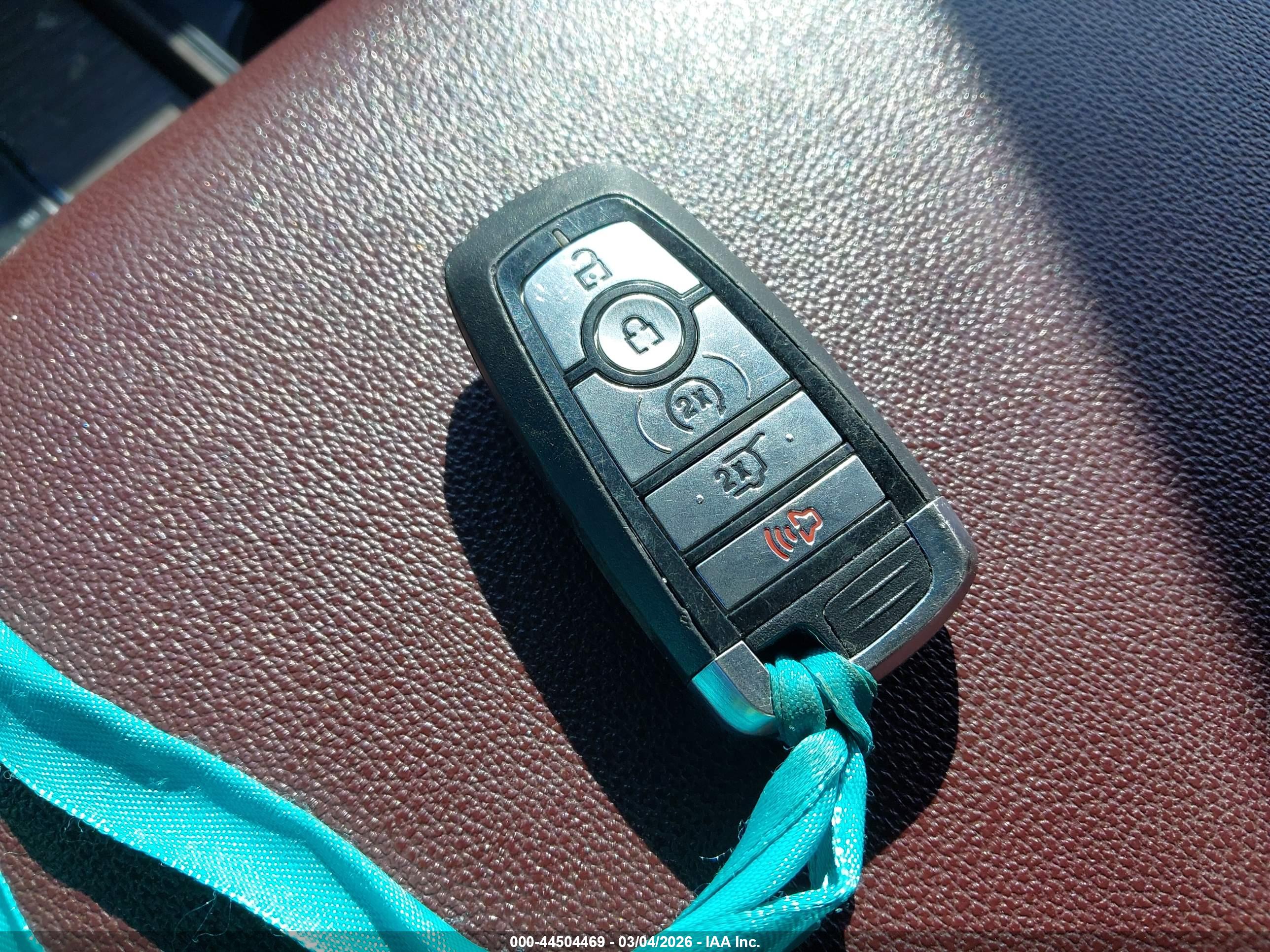 FORD EXPEDITION image 11