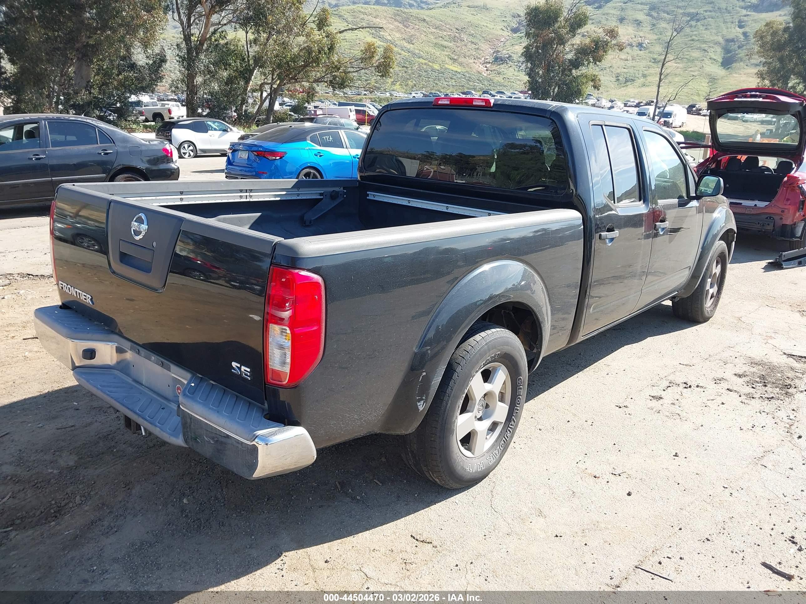 NISSAN FRONTIER image 4