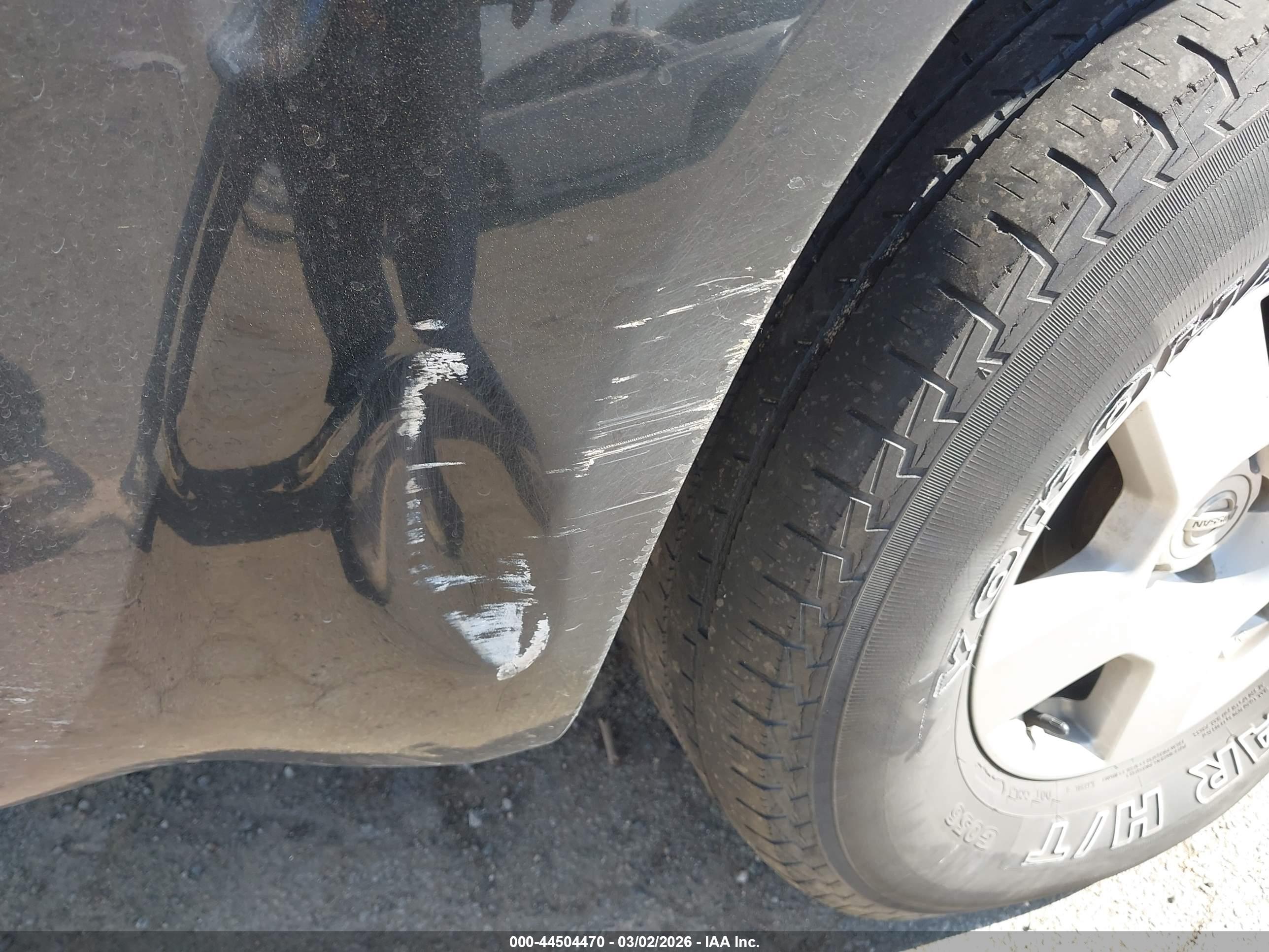 NISSAN FRONTIER image 6