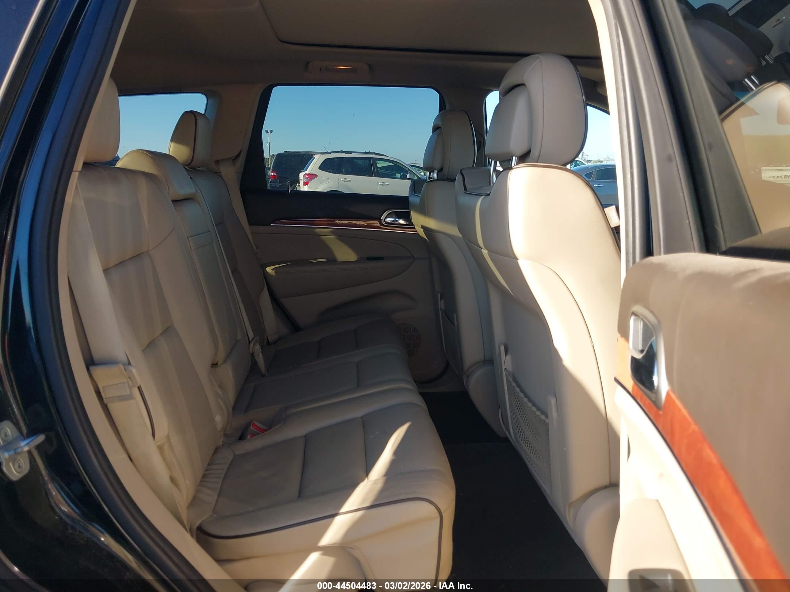 JEEP GRAND image 8