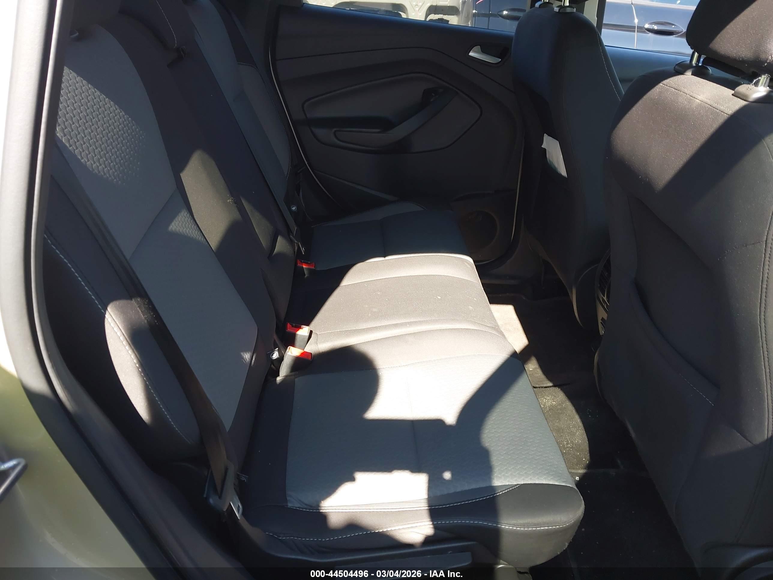 FORD ESCAPE image 8
