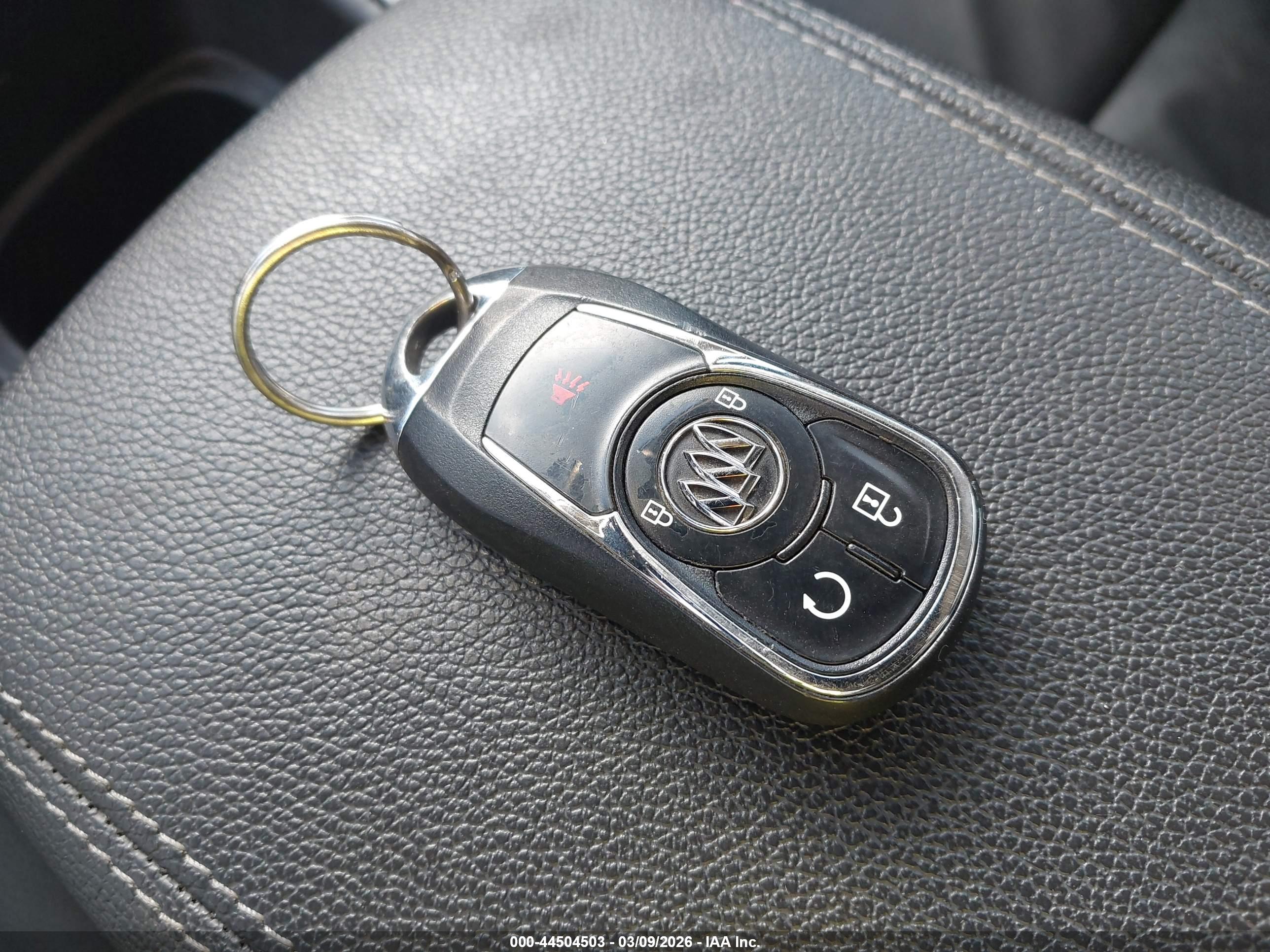 BUICK REGAL image 11