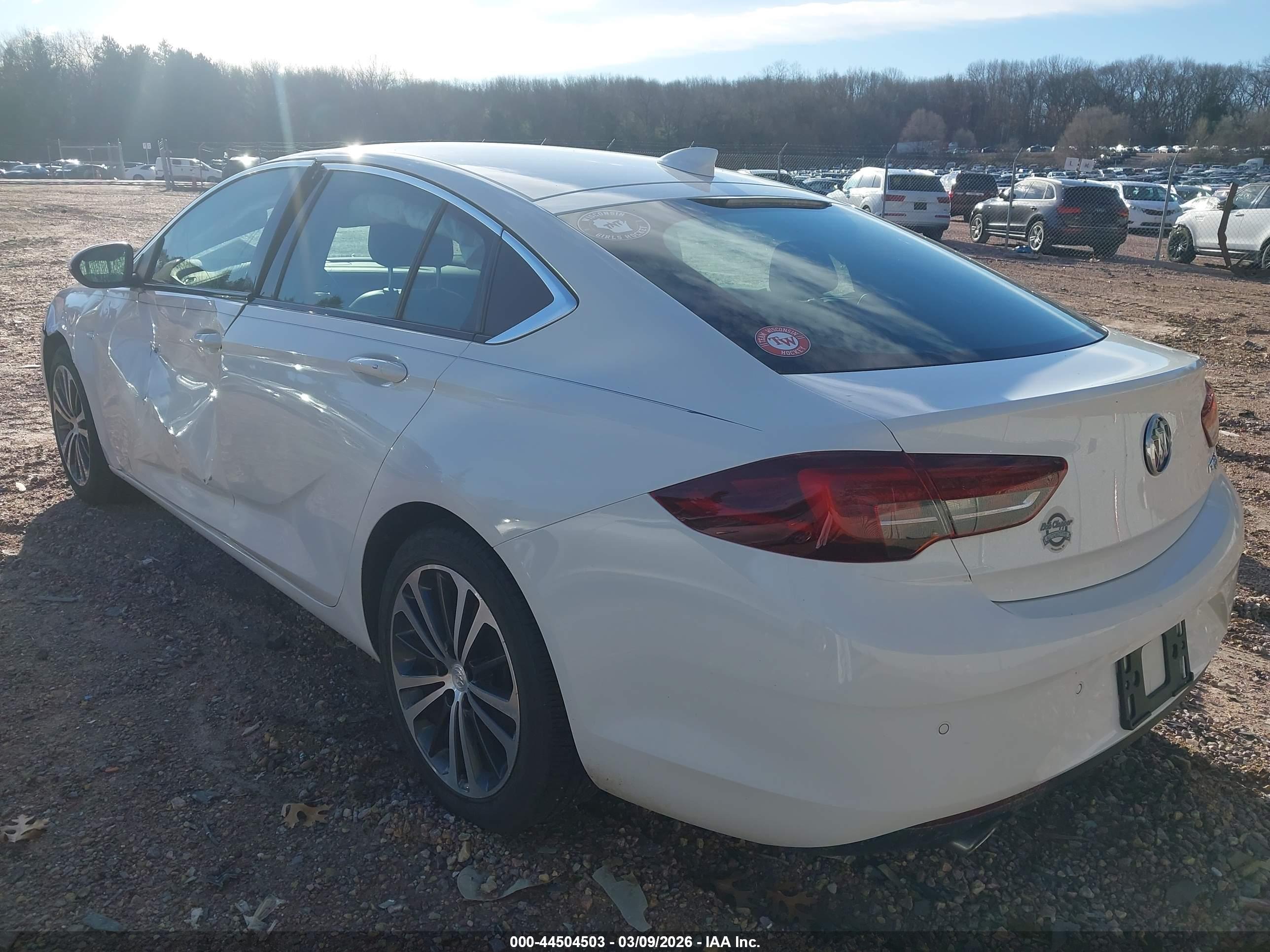 BUICK REGAL image 3
