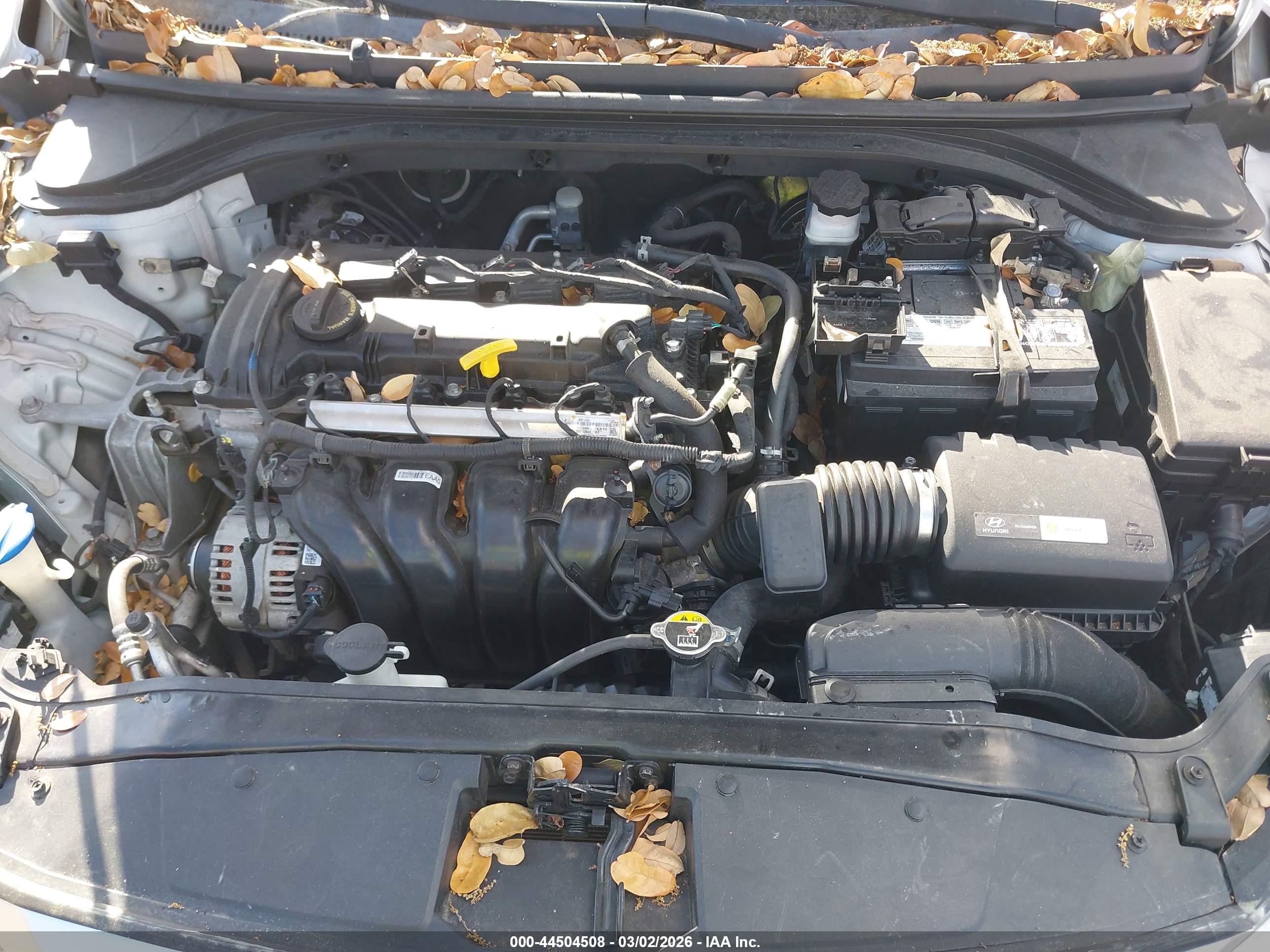 HYUNDAI ELANTRA image 10