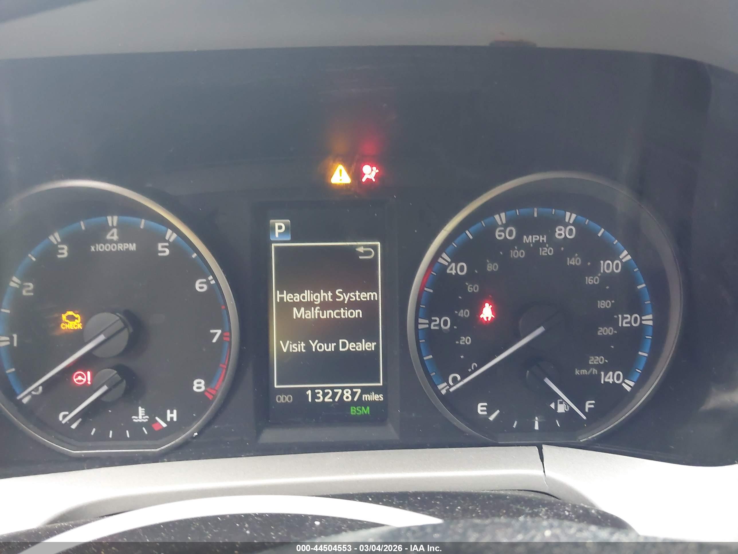 TOYOTA RAV4 image 7